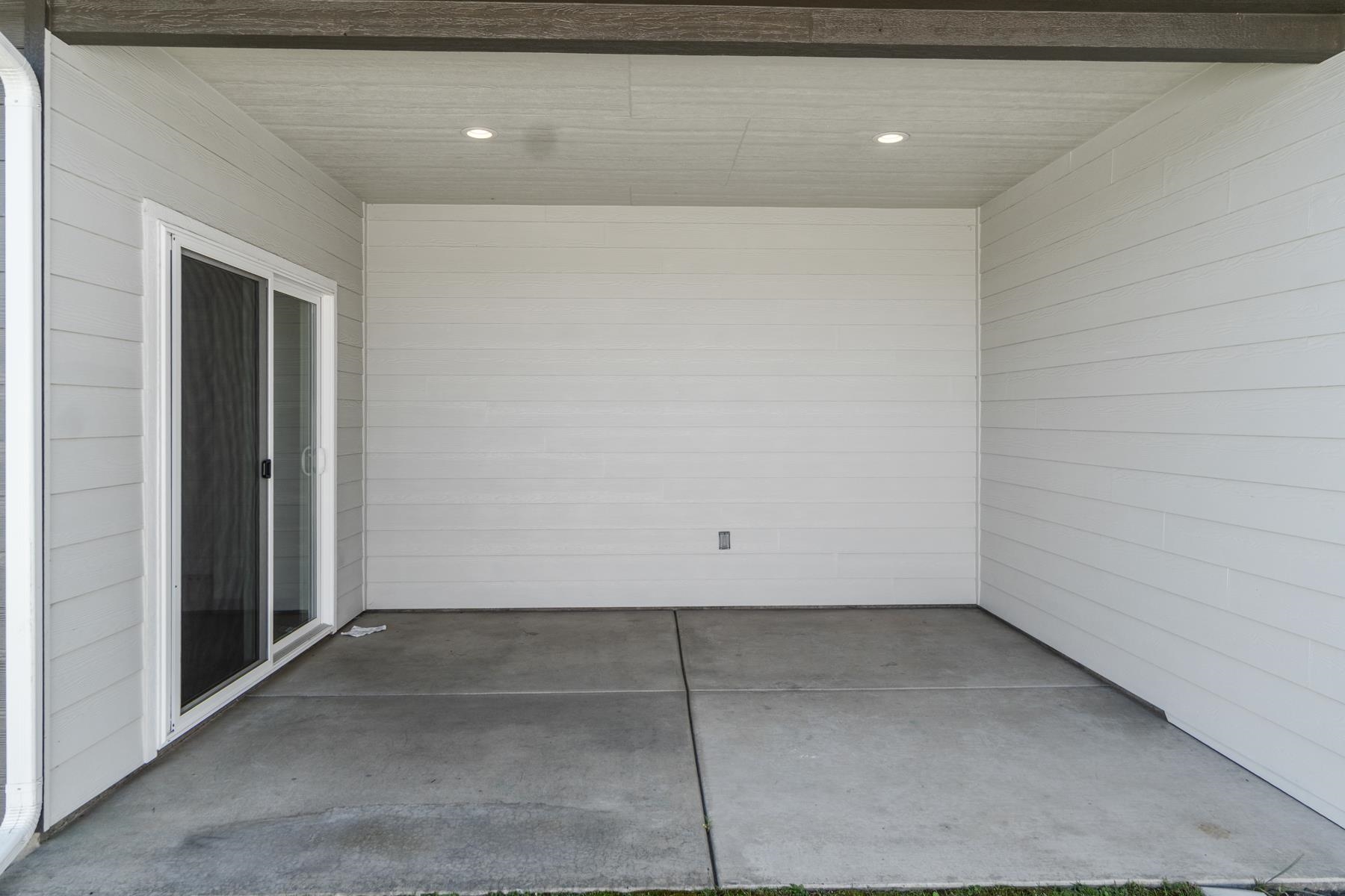 1519 N Bell St - Photo 33
