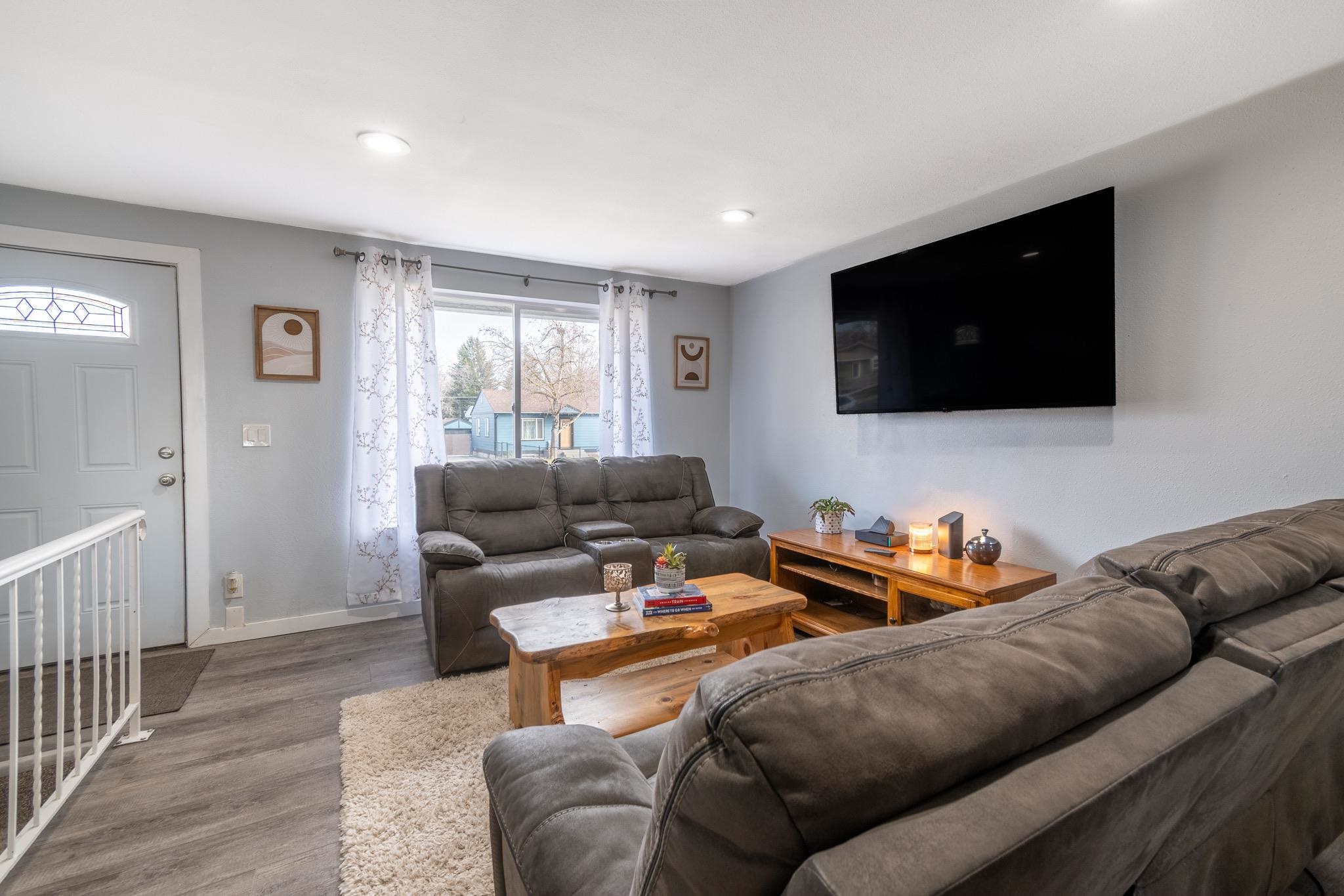 2927 N Smith St - Photo 4