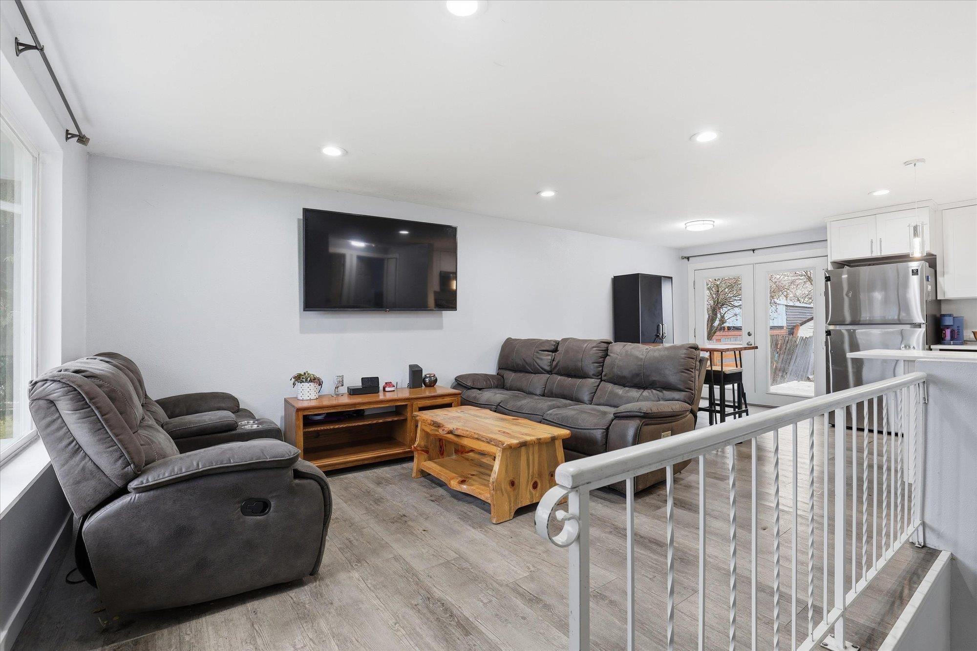 2927 N Smith St - Photo 5