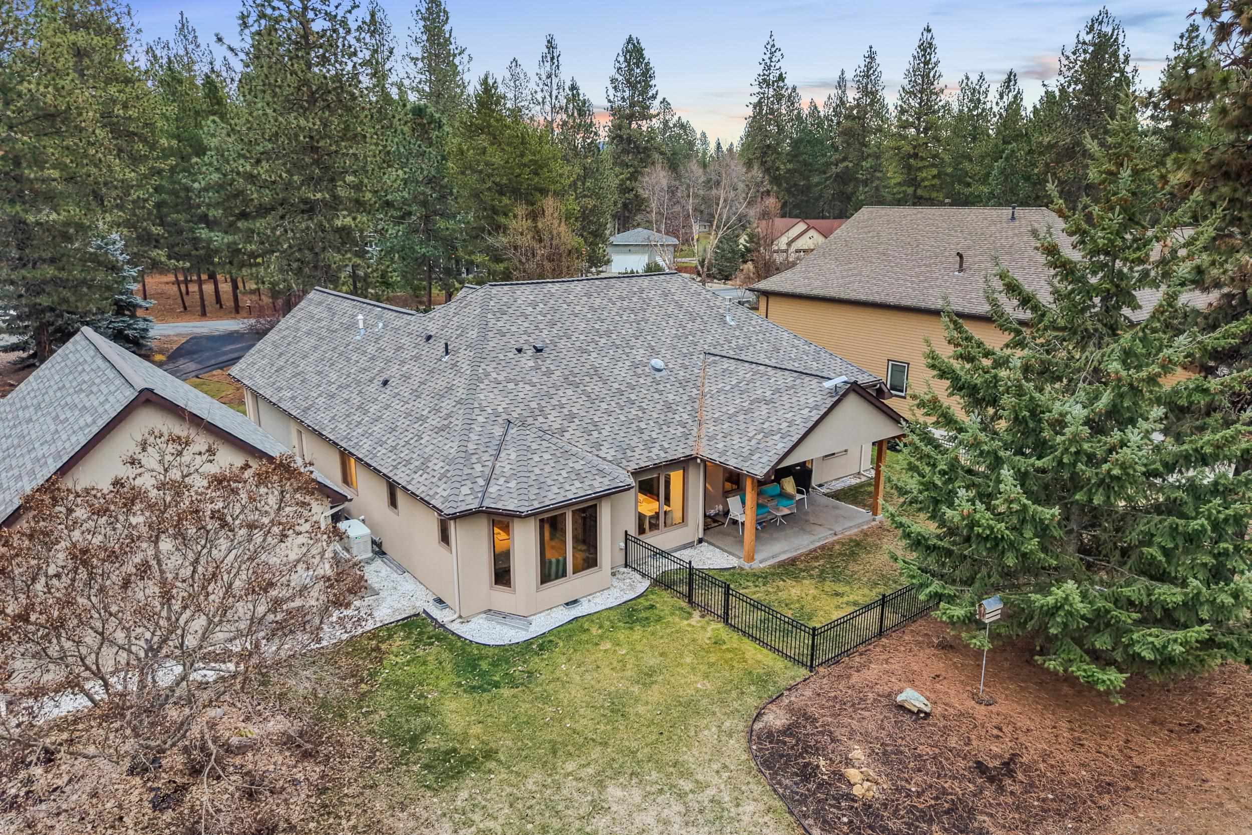 406 Hogans Way - Photo 2