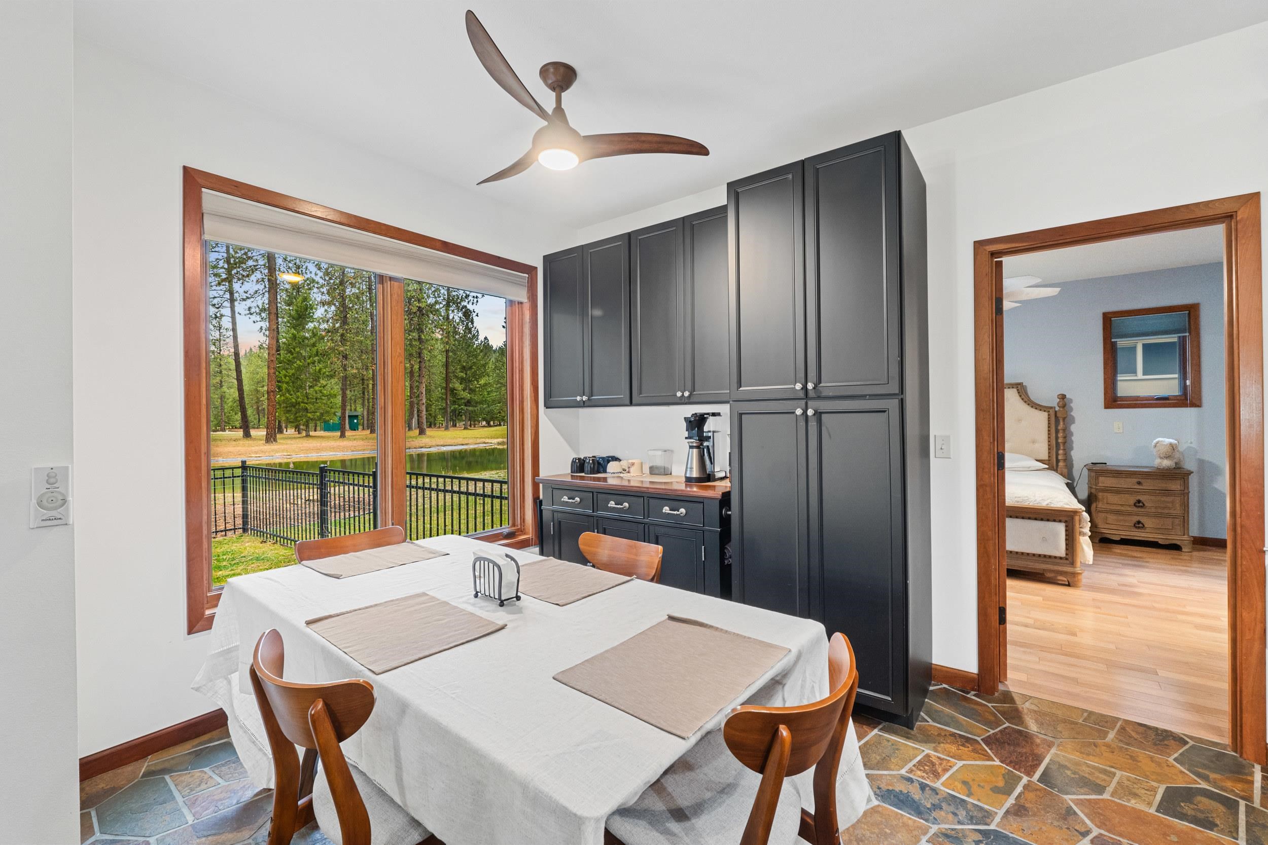 406 Hogans Way - Photo 14