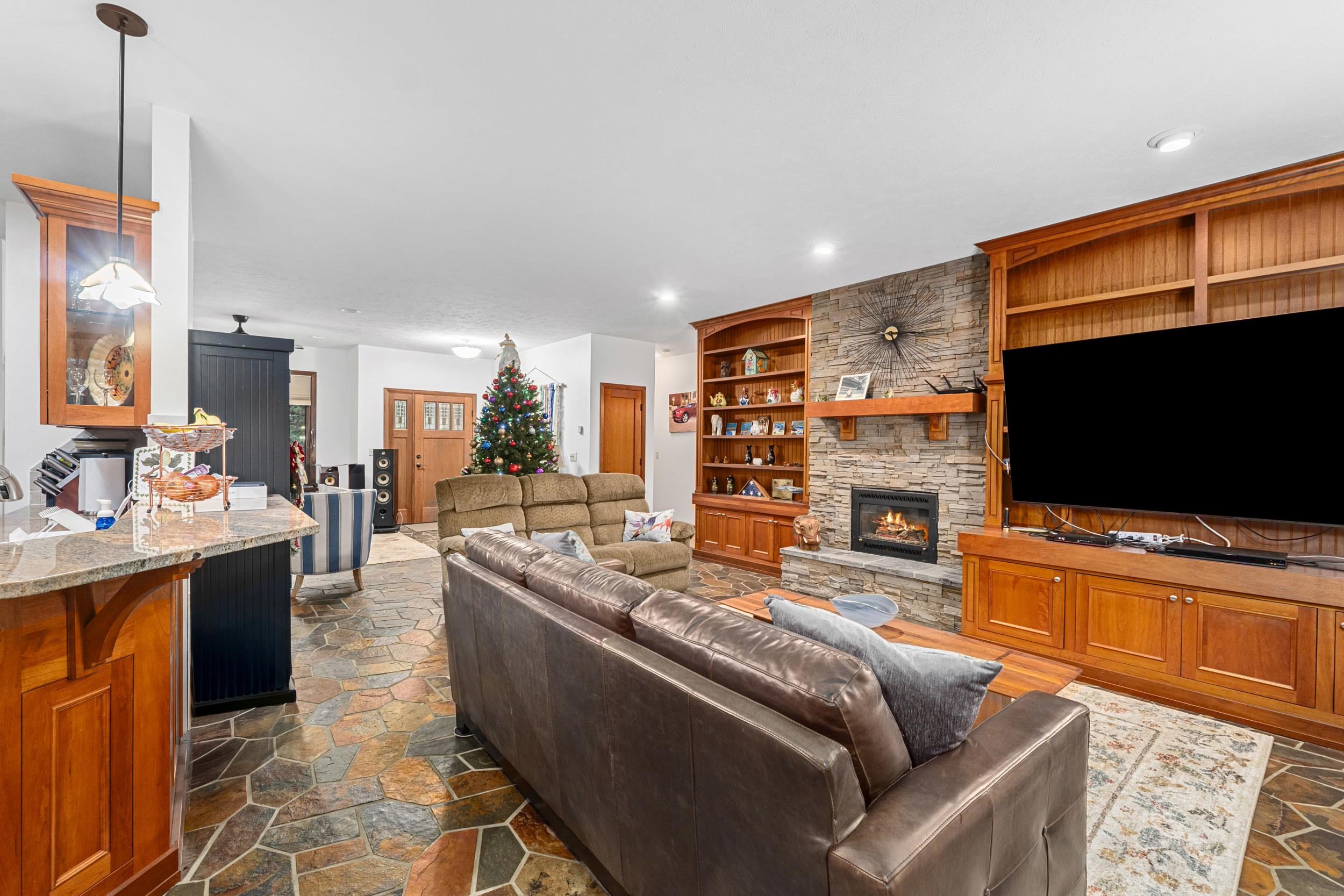 406 Hogans Way - Photo 10