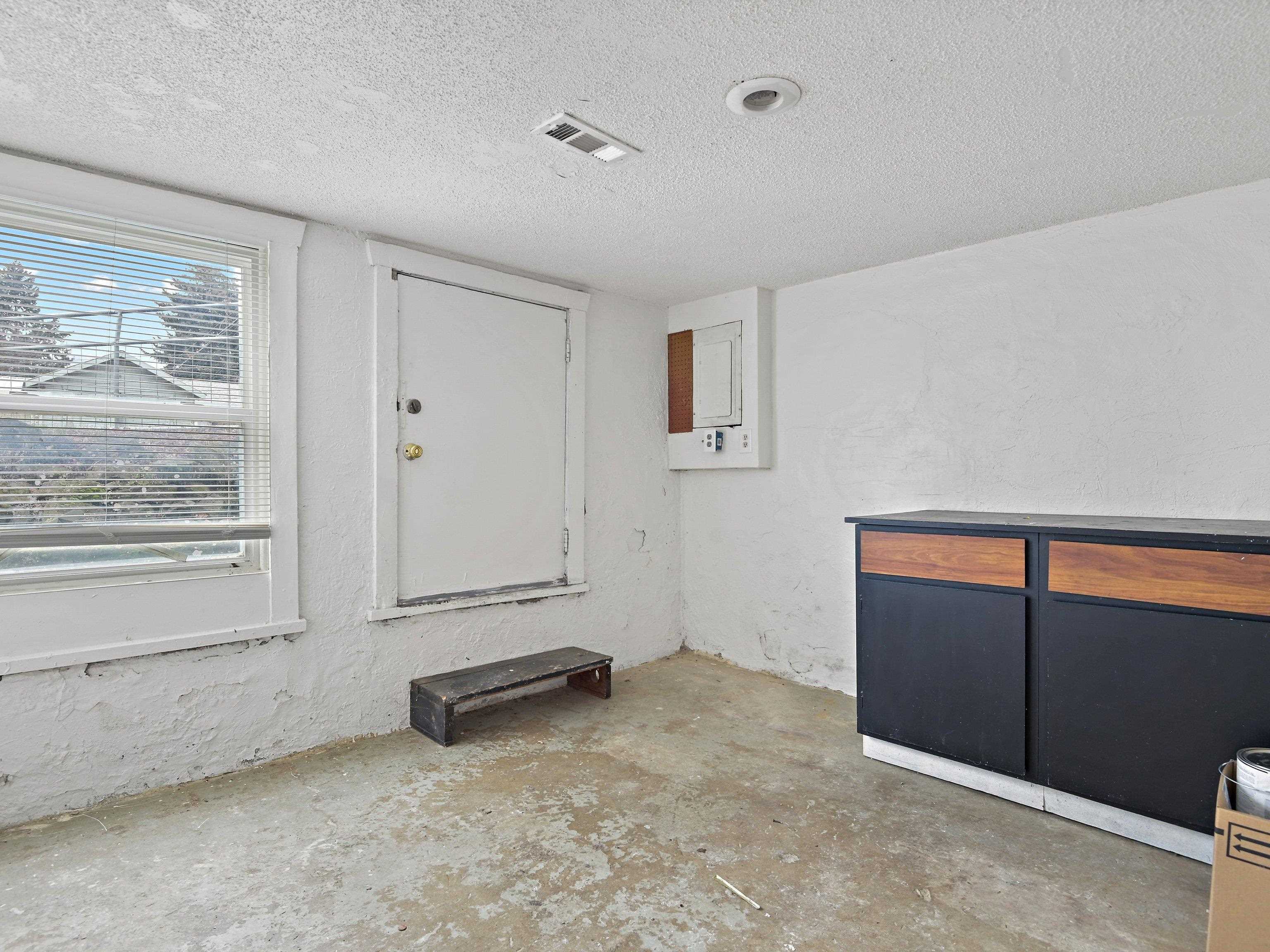 2711 N Ash St - Photo 14