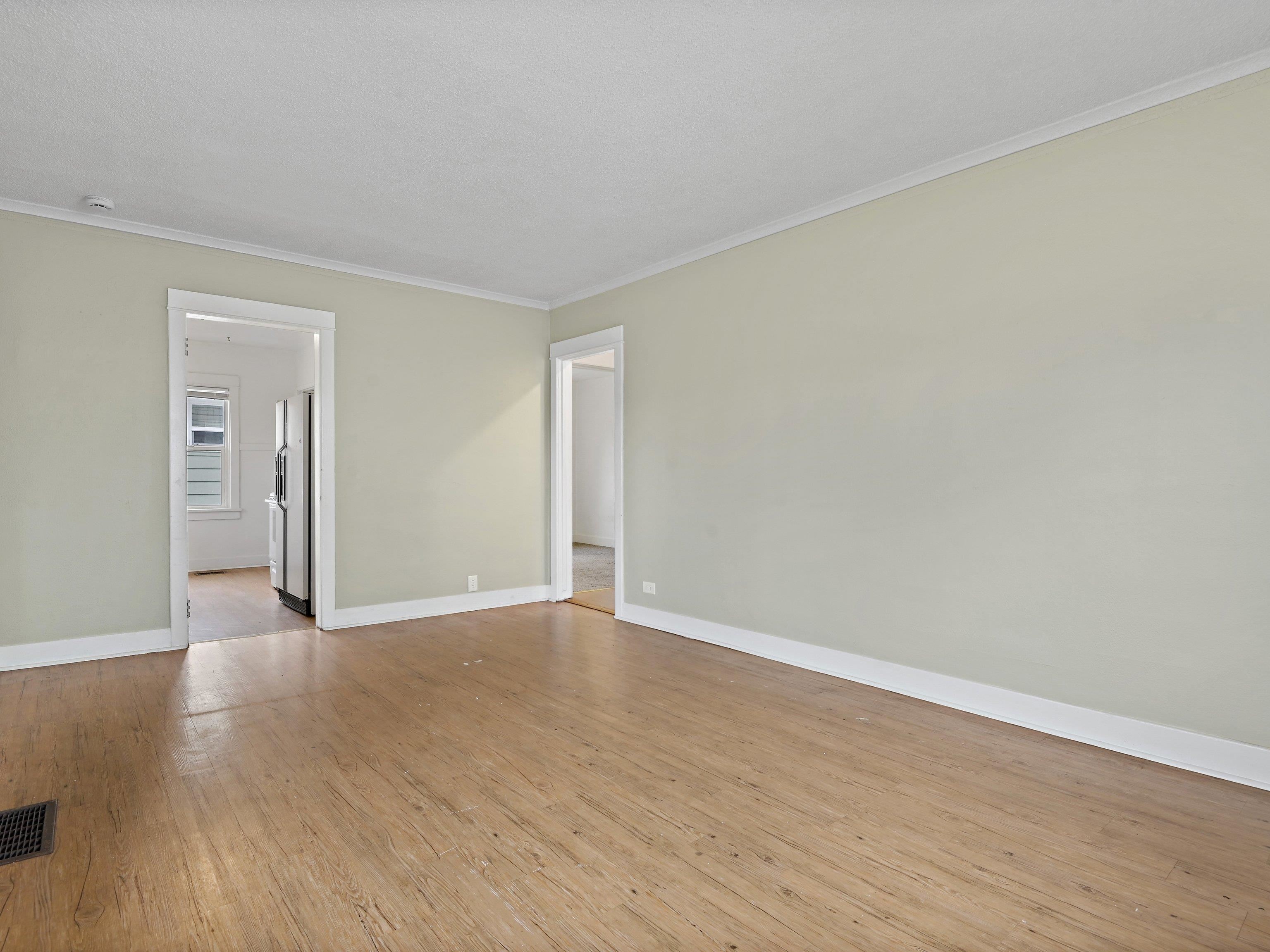 2711 N Ash St - Photo 4