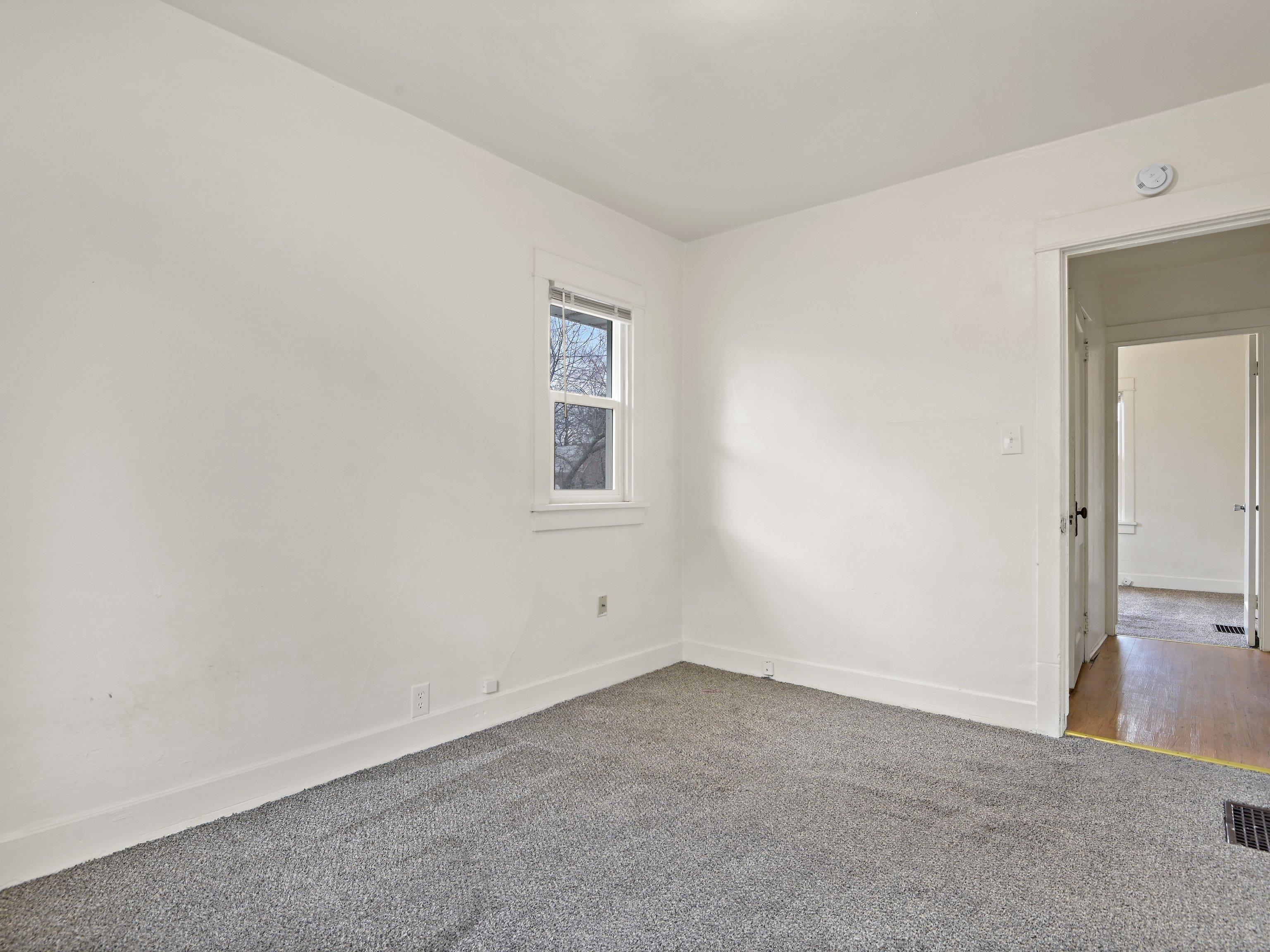 2711 N Ash St - Photo 7