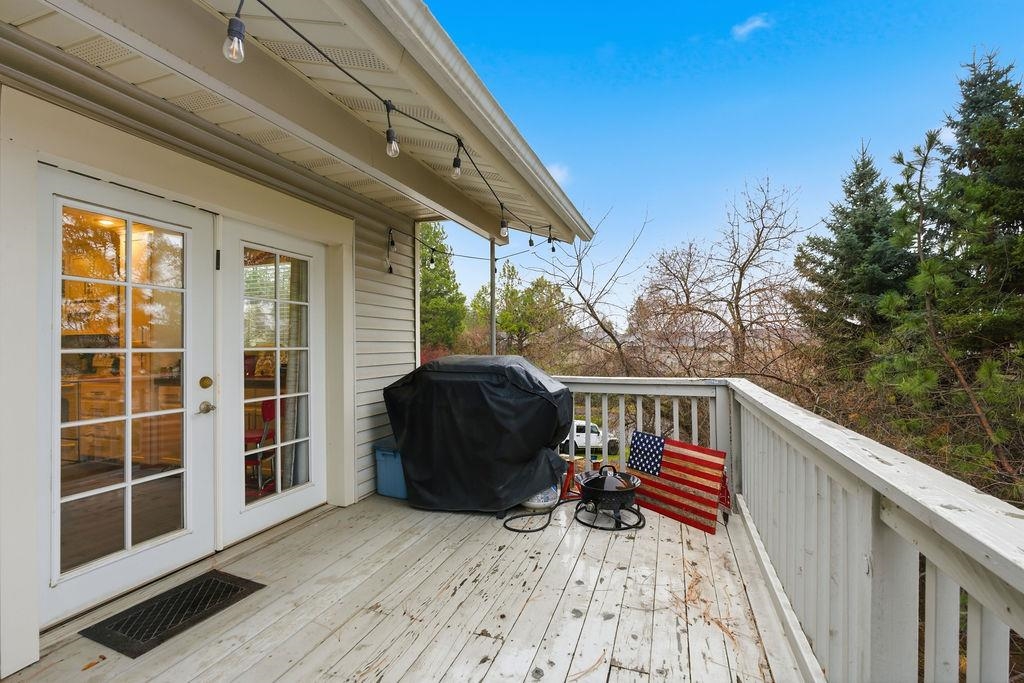 2211 N Houk Rd - Photo 42