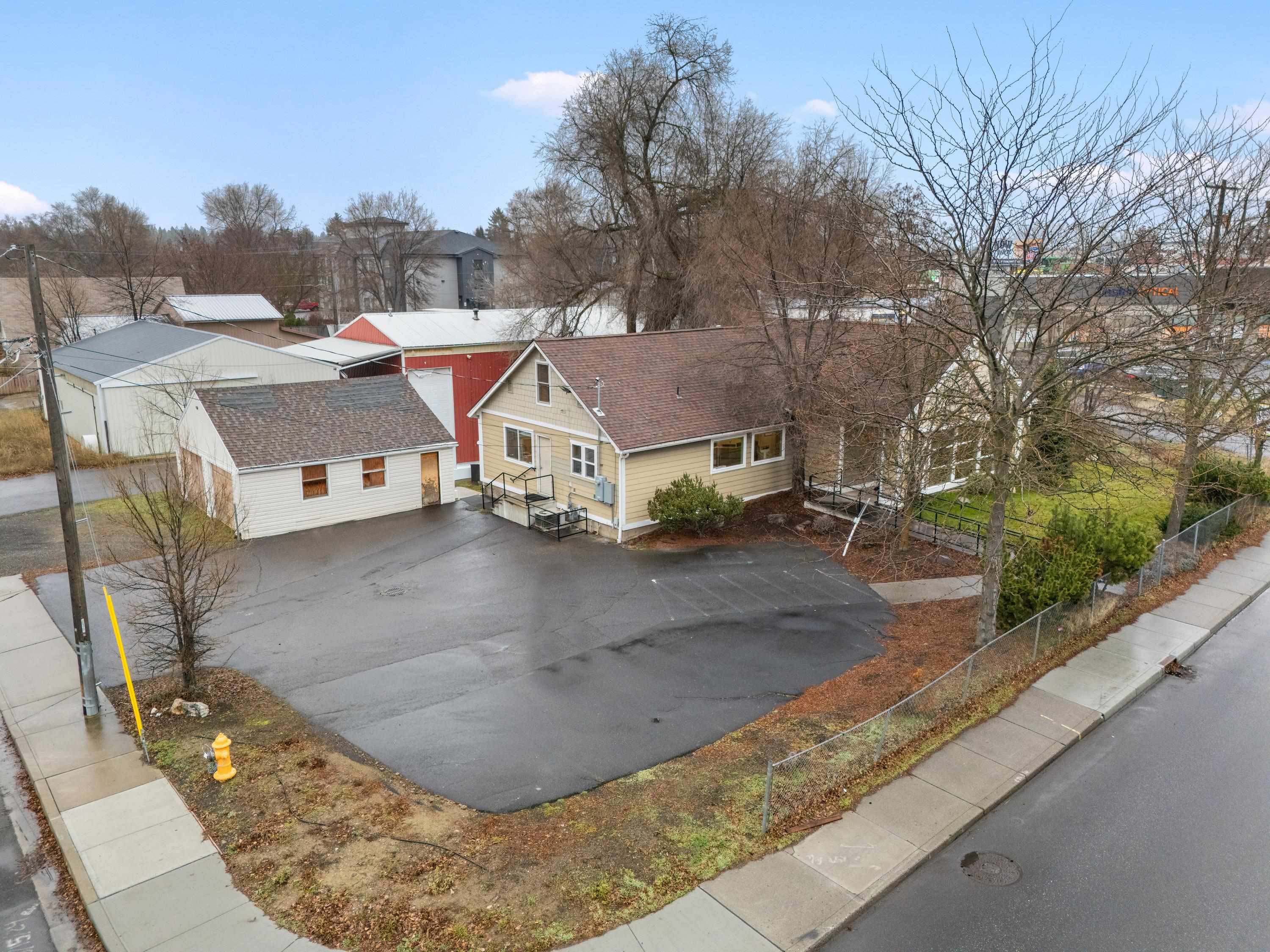 107 E Holland Ave - Photo 3