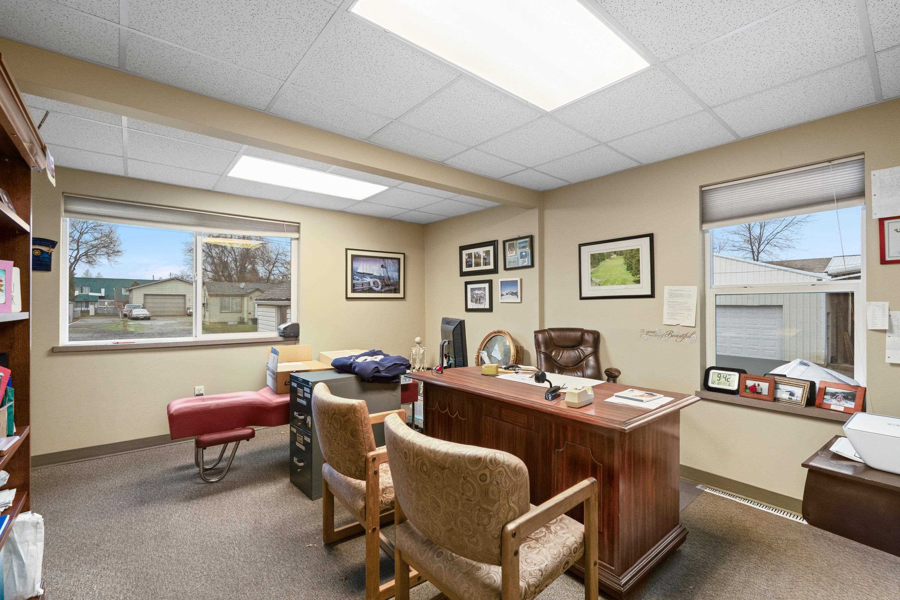 107 E Holland Ave - Photo 23