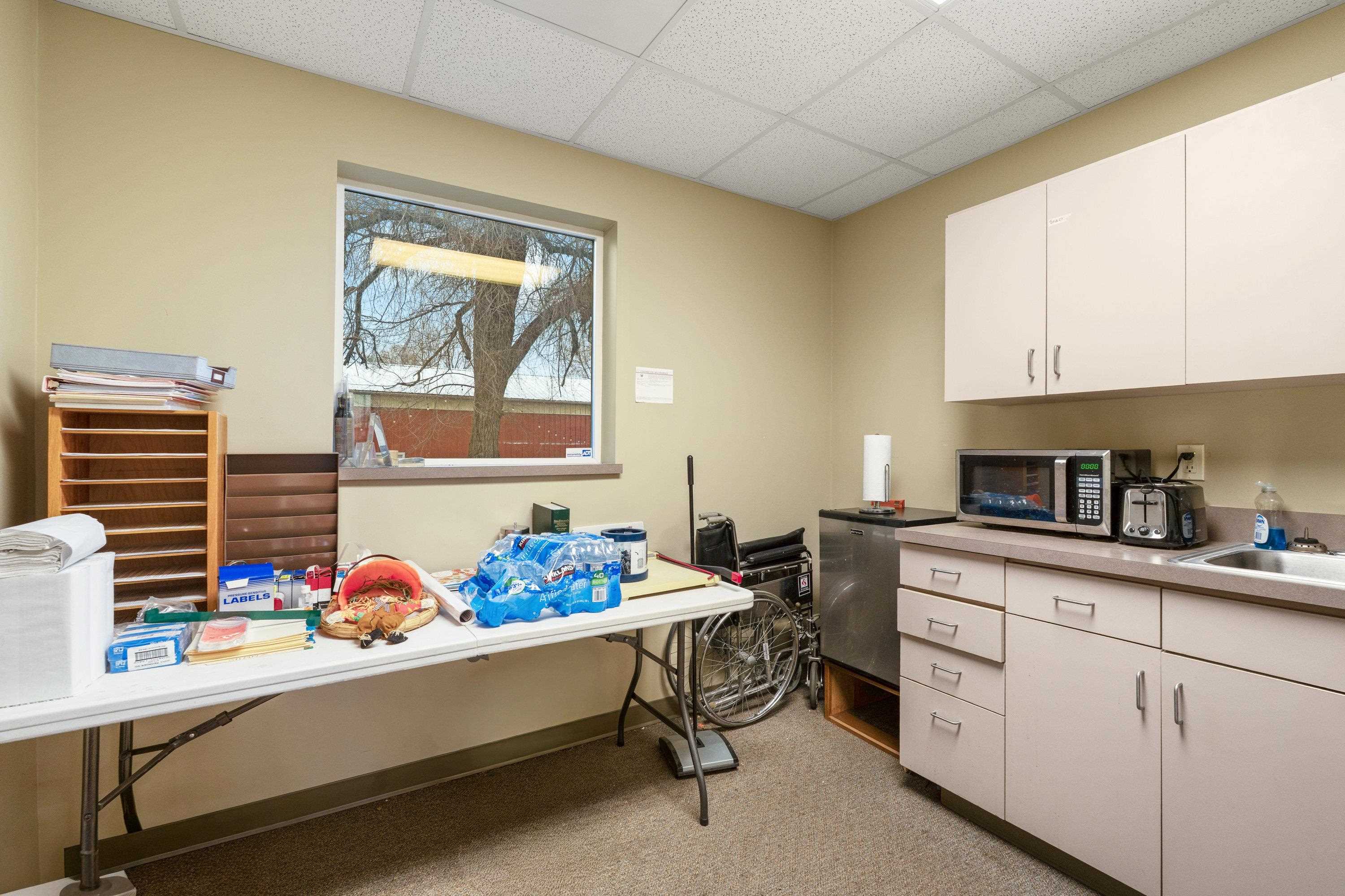 107 E Holland Ave - Photo 25