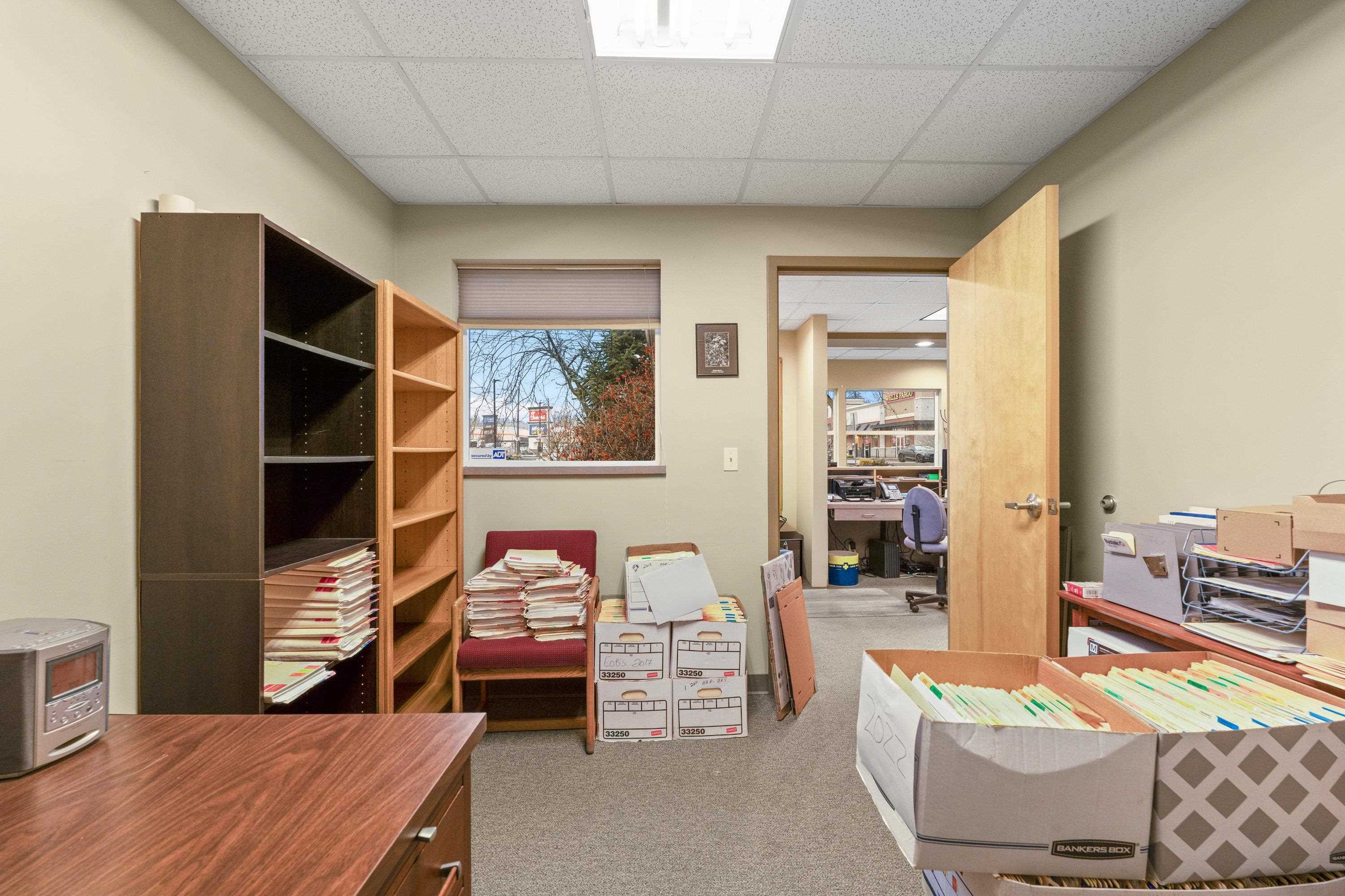 107 E Holland Ave - Photo 28