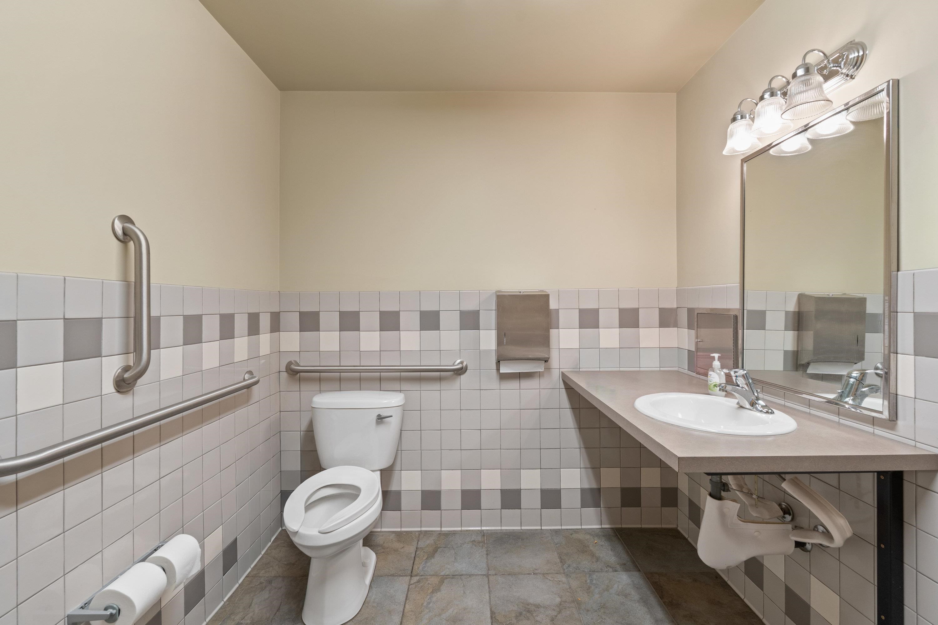 107 E Holland Ave - Photo 30