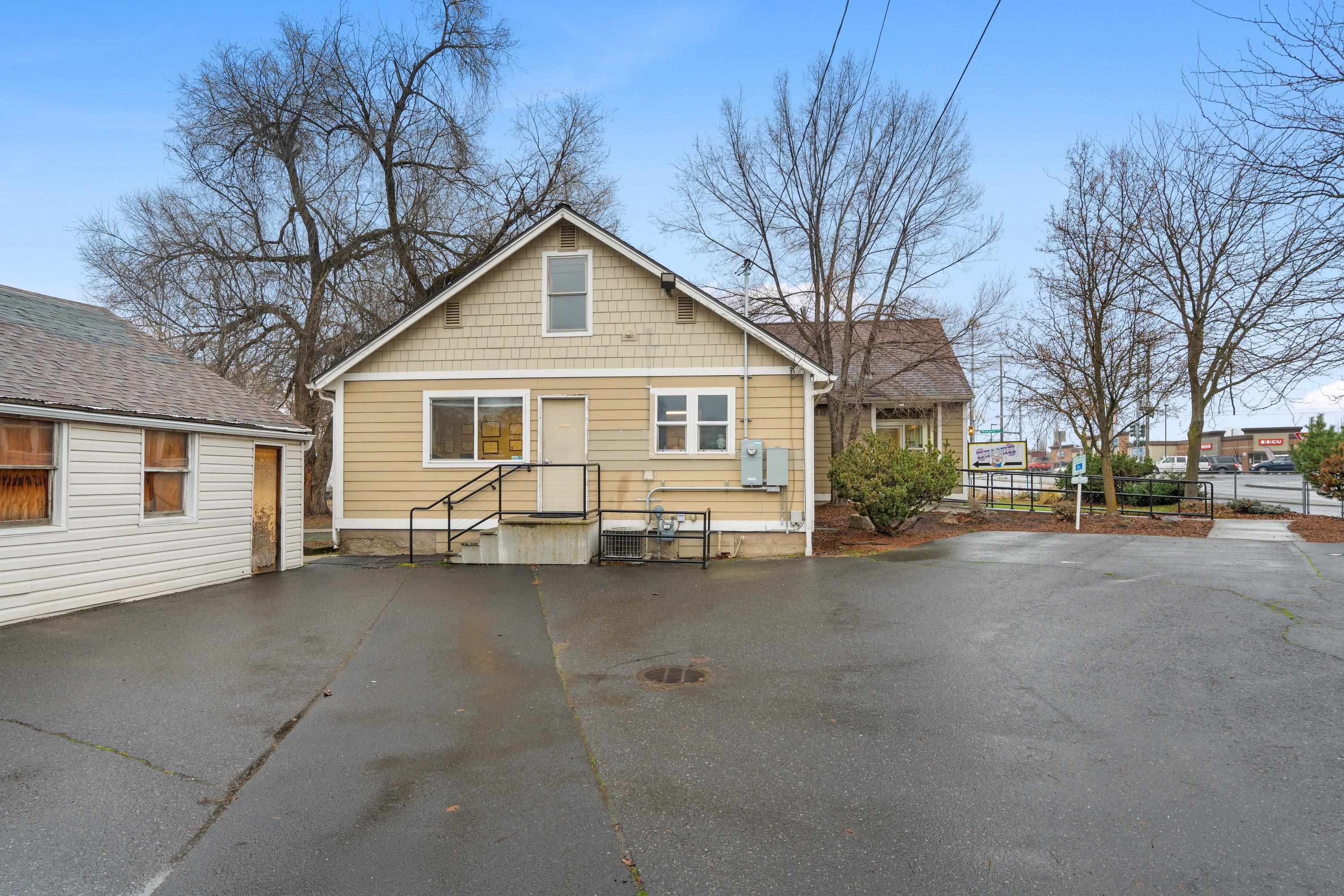 107 E Holland Ave - Photo 5