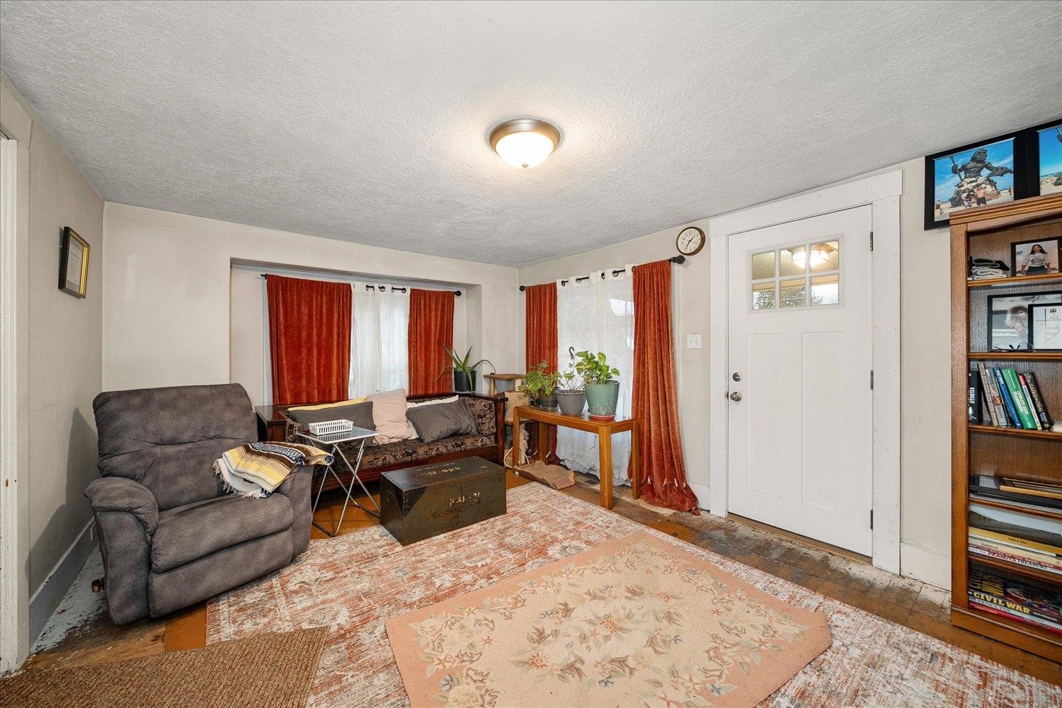 4911 N Napa St - Photo 6