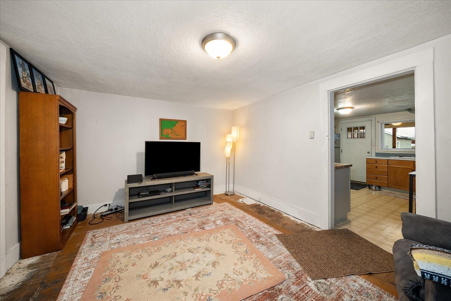 4911 N Napa St - Photo 8