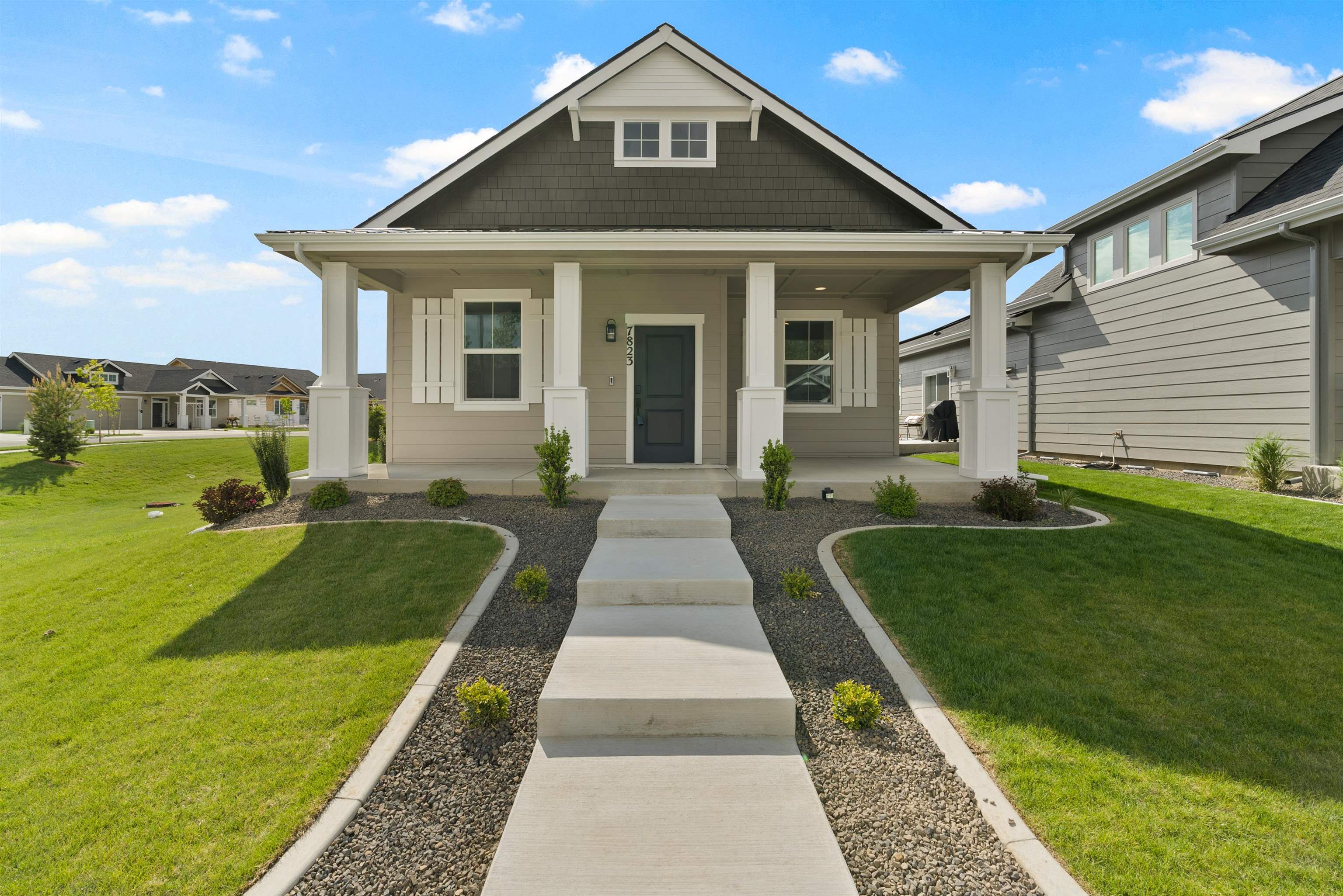 12235 N Dupont Dr - Photo 1