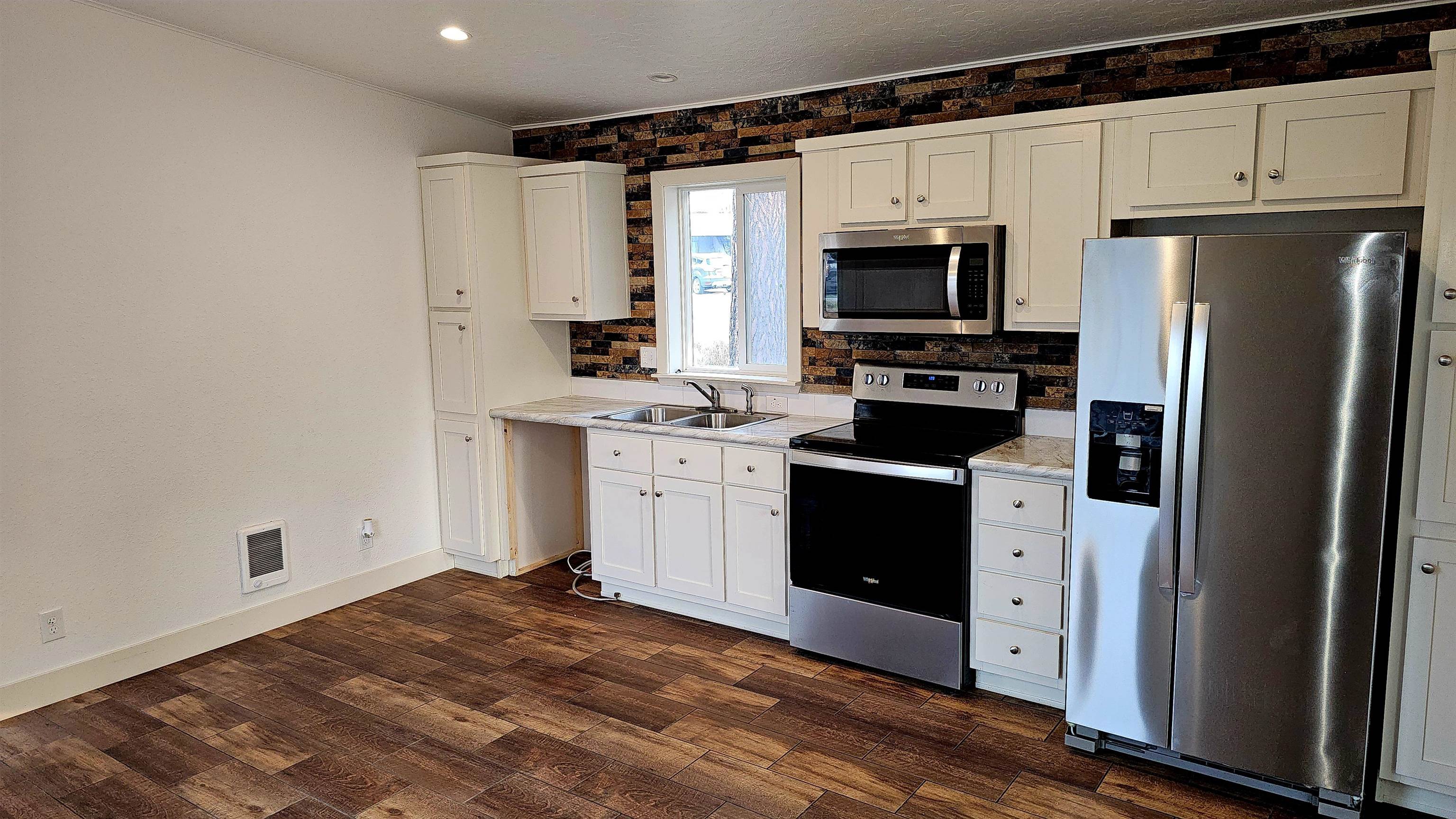 5 Columbia Dr - Photo 11