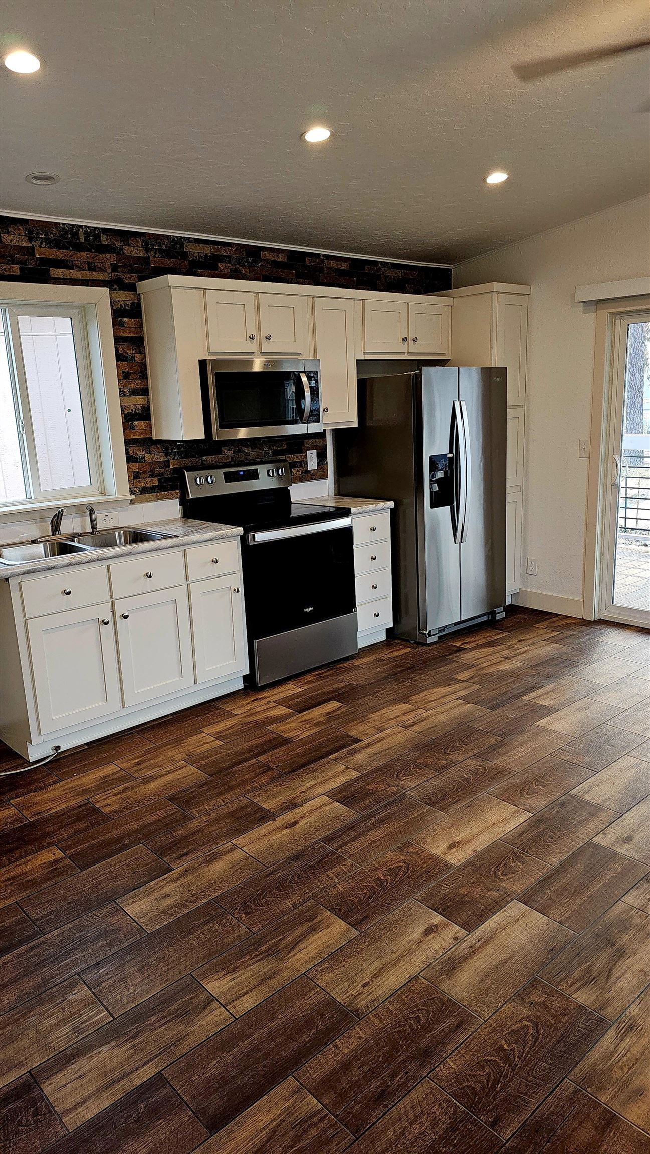 5 Columbia Dr - Photo 8