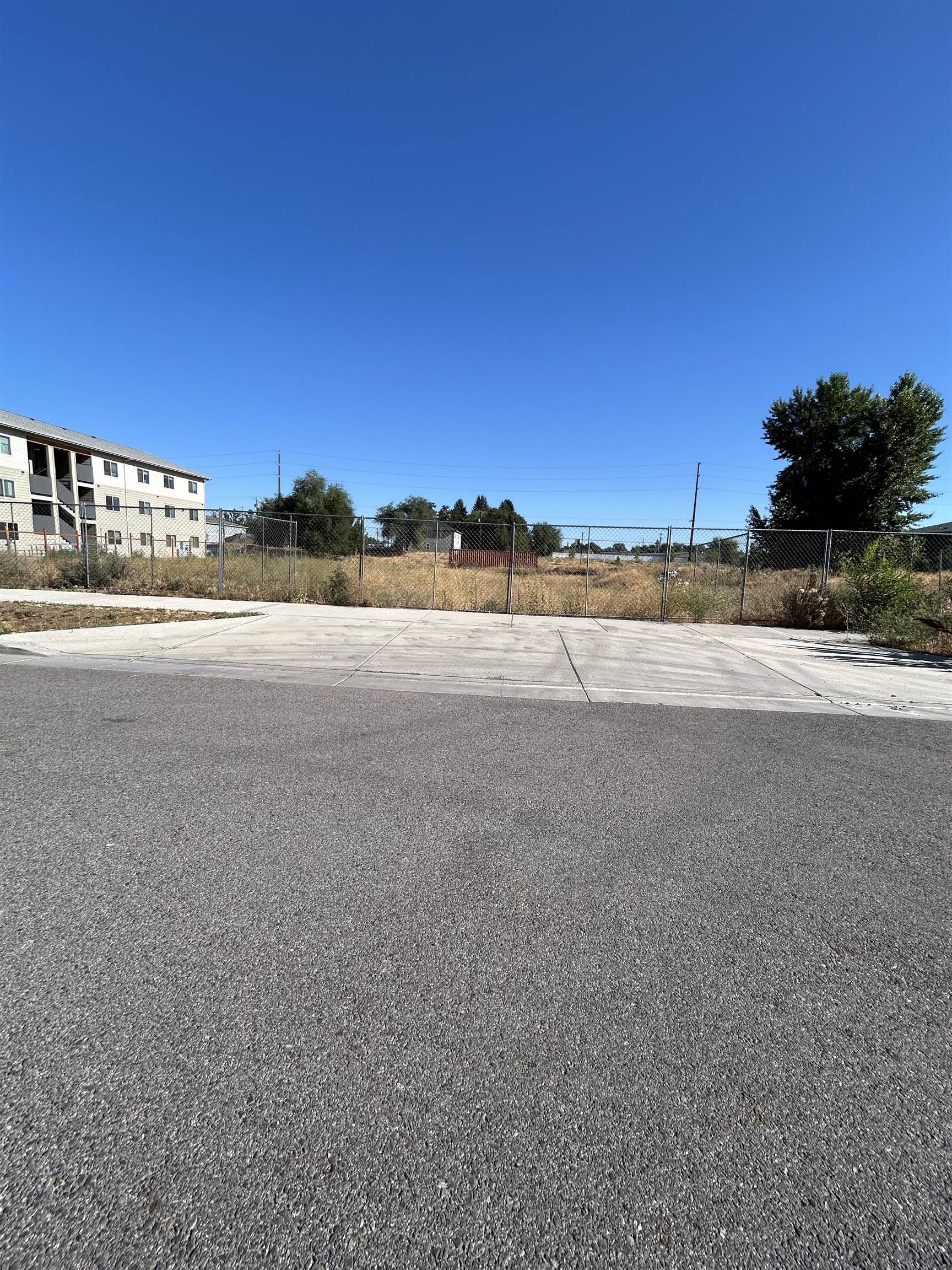 12419 E 3rd Ave - Photo 11