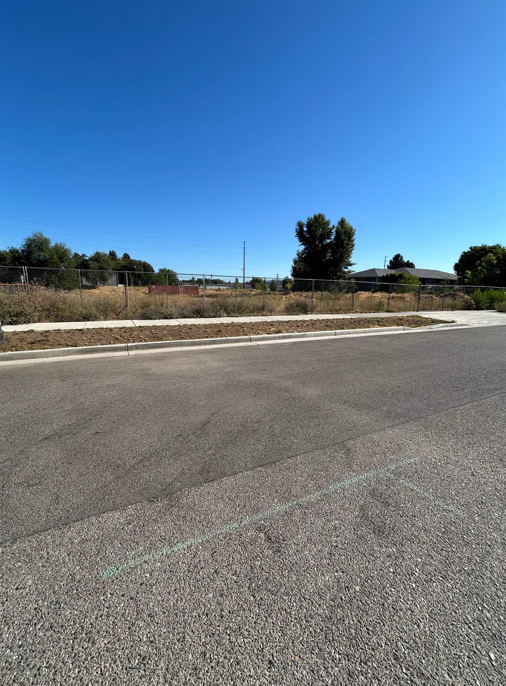 12419 E 3rd Ave - Photo 6
