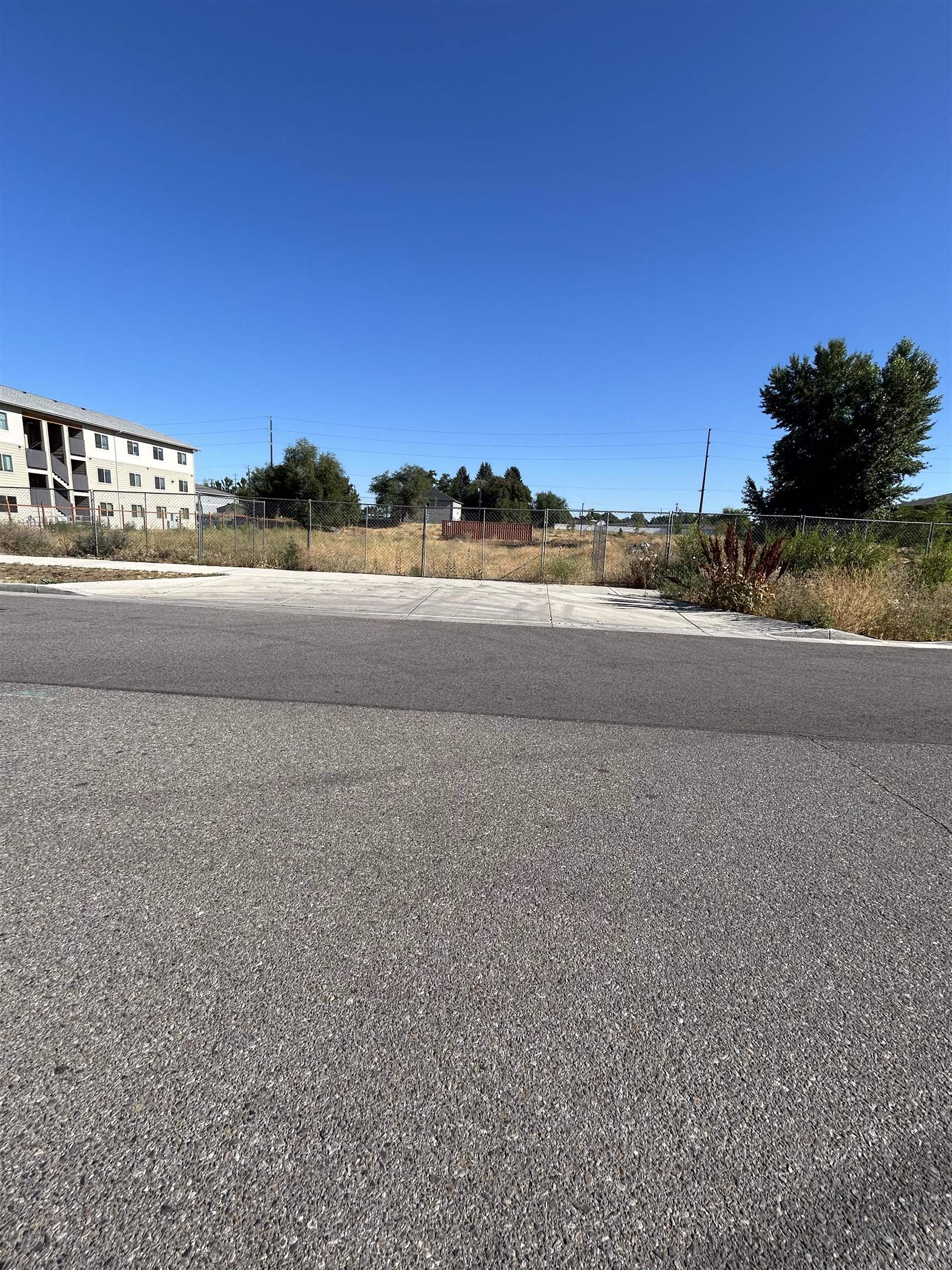 12419 E 3rd Ave - Photo 10
