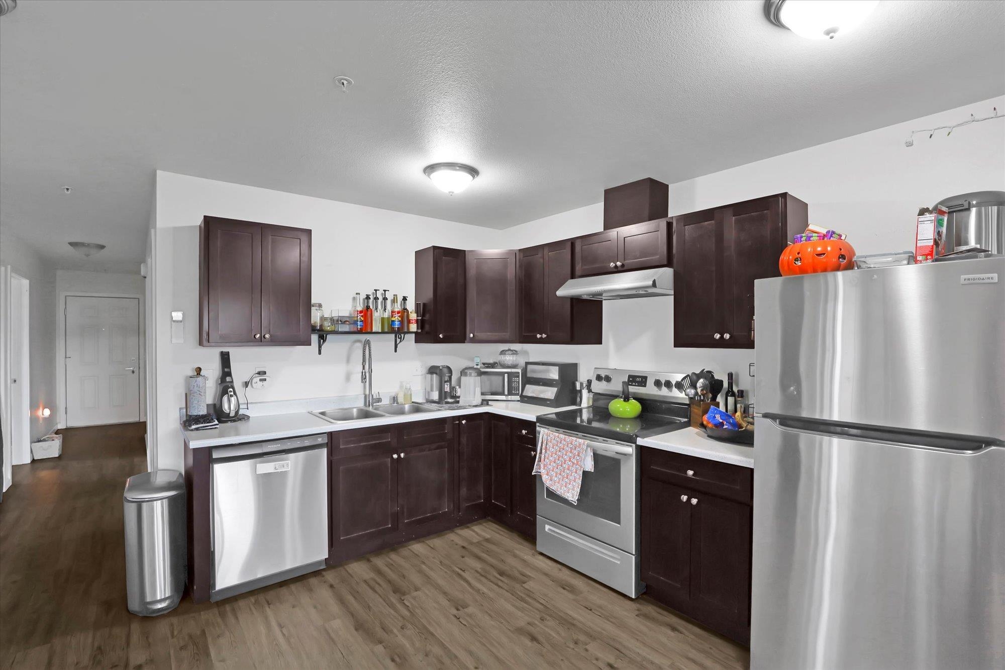 12405 E 3rd Ave - Photo 16