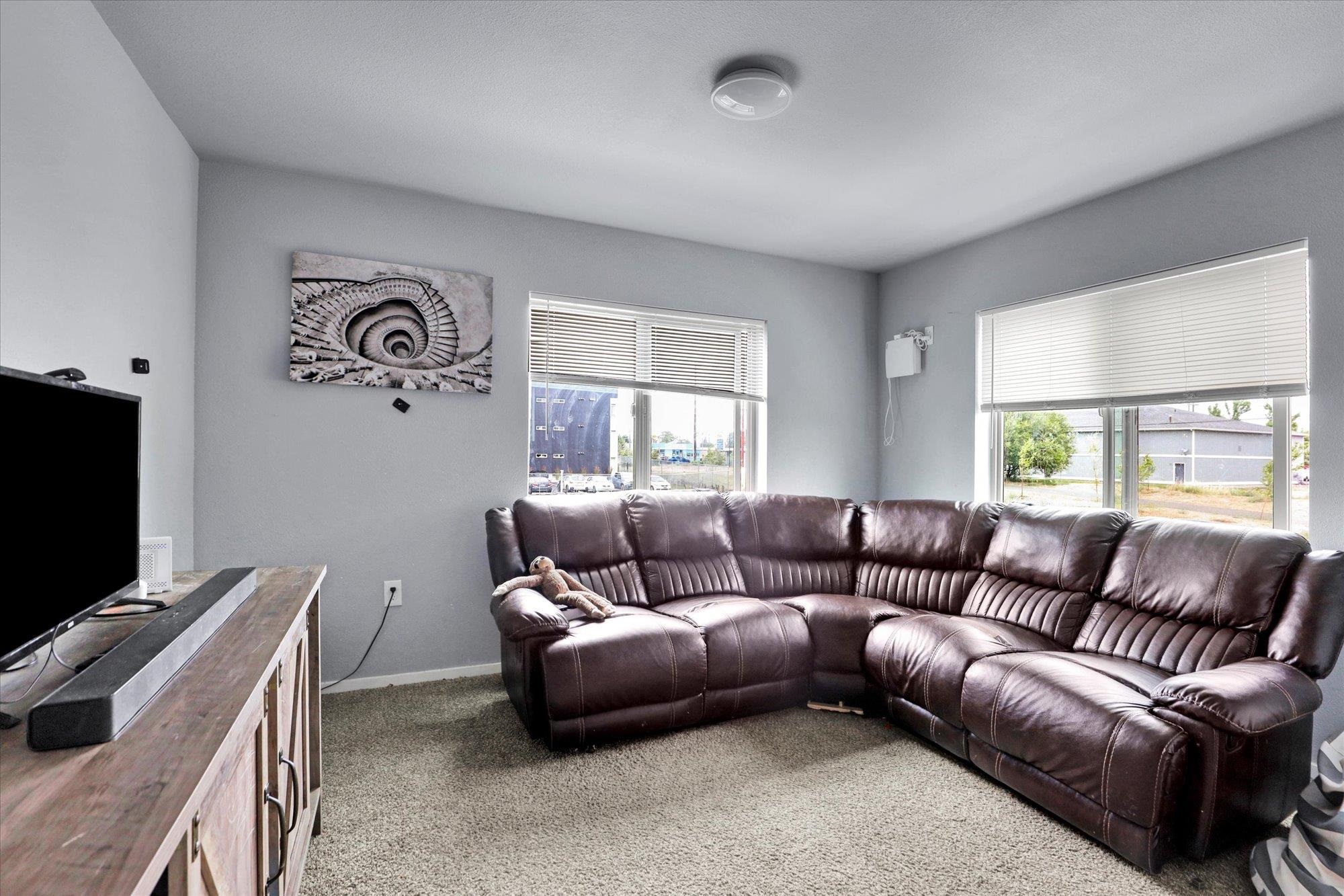 12409 E 3rd Ave - Photo 20