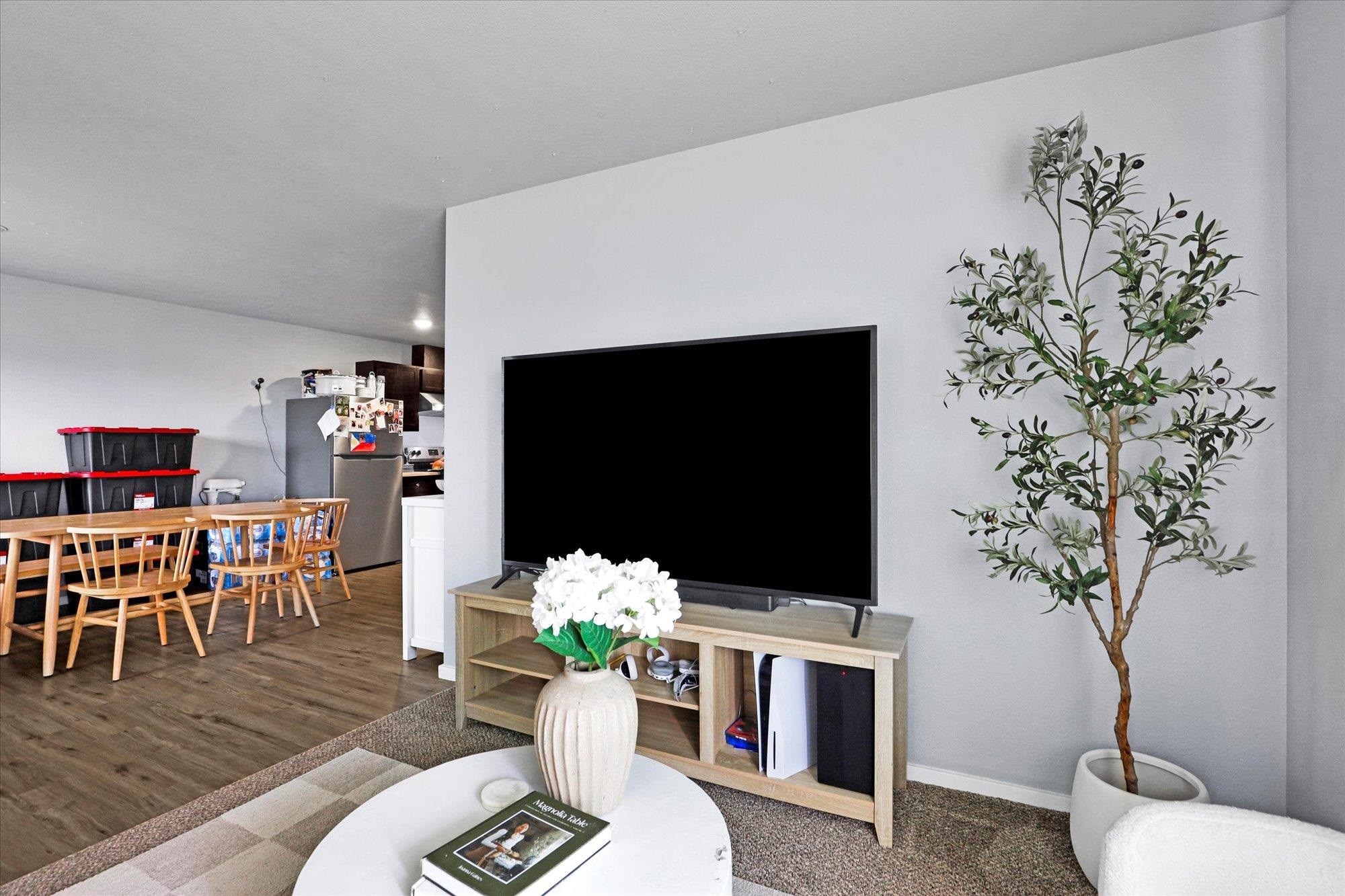 12409 E 3rd Ave - Photo 9