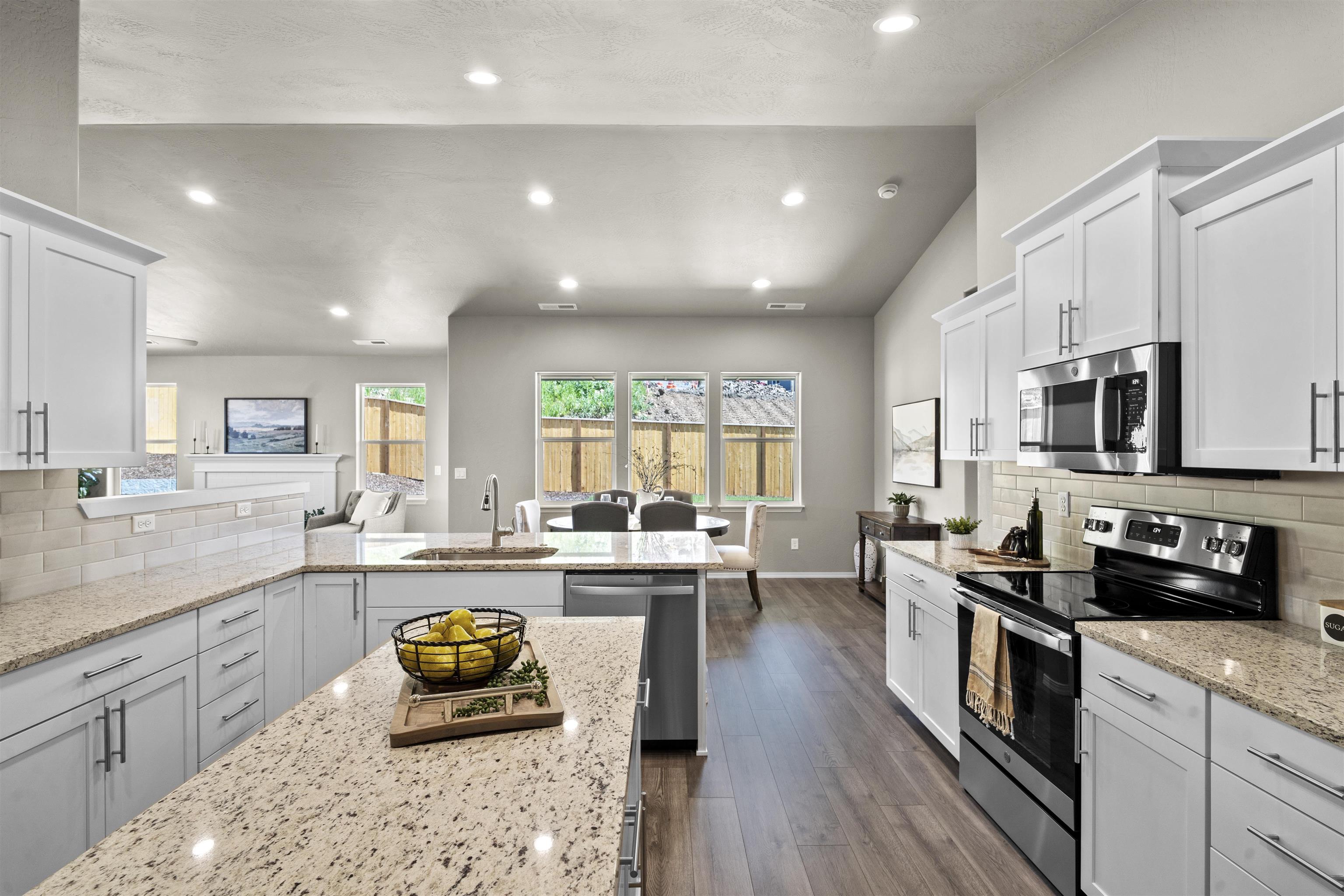 18191 E Barclay Ct - Photo 4