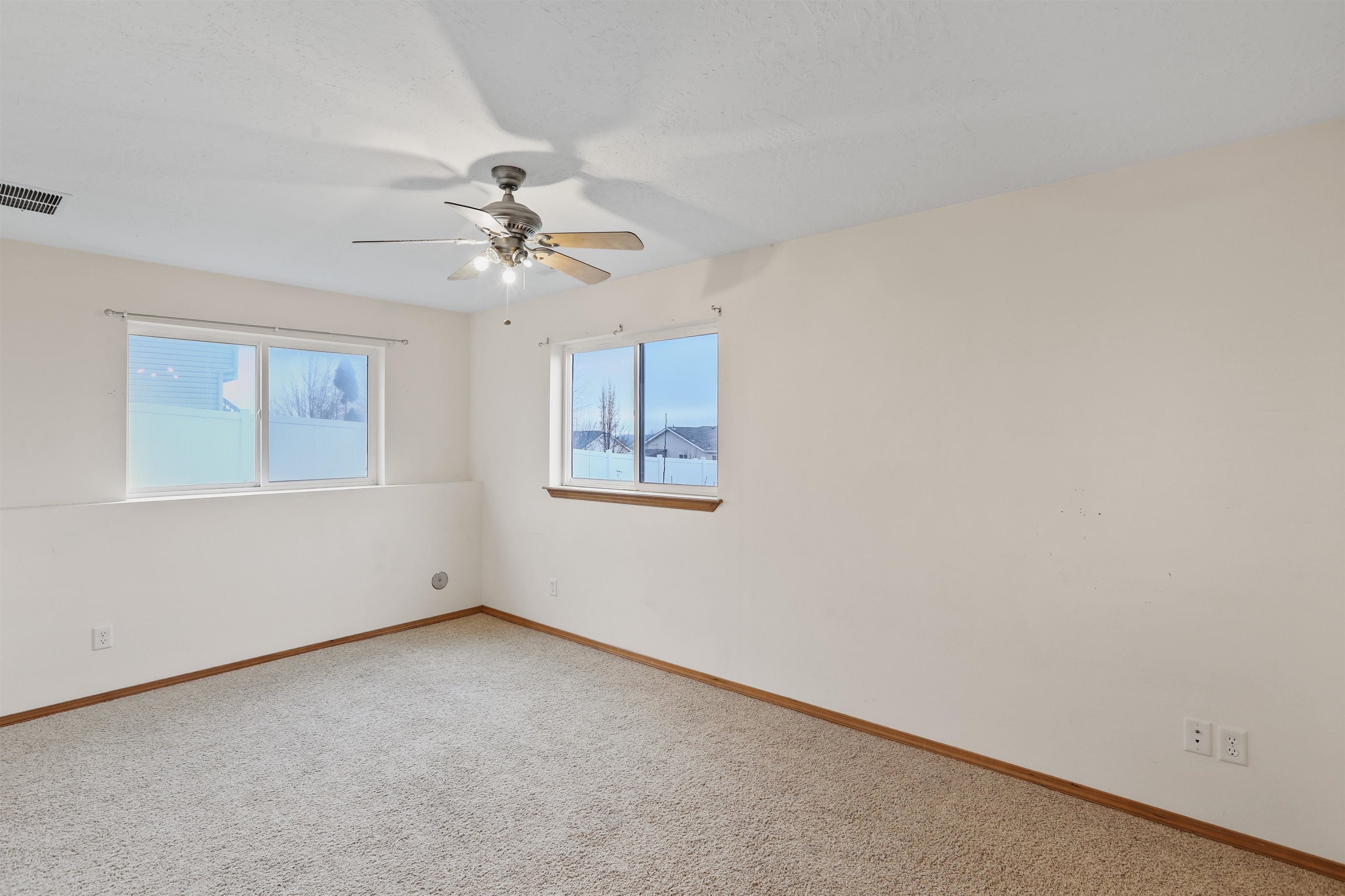 1025 N Olson Hill Ct - Photo 19