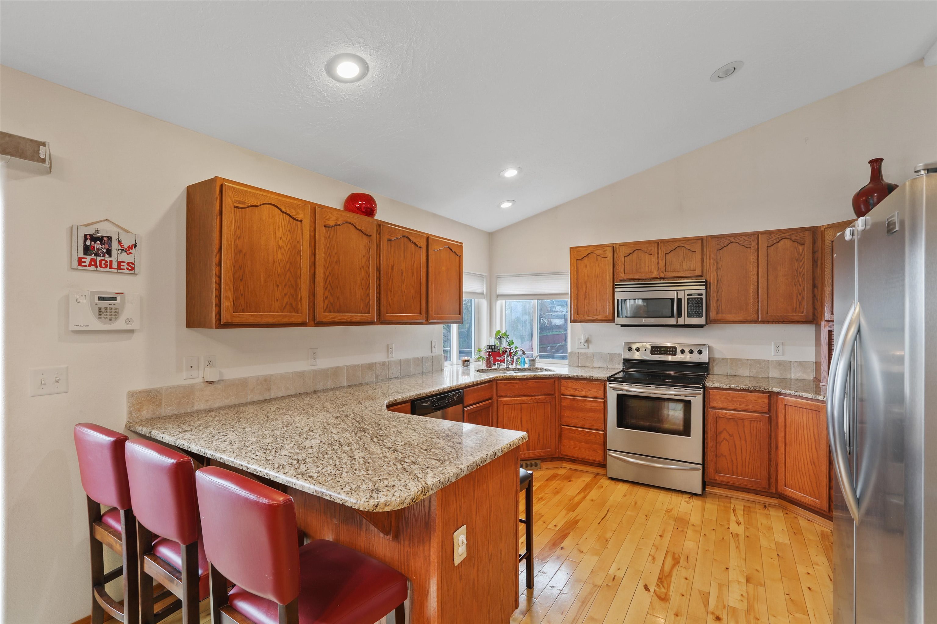 1025 N Olson Hill Ct - Photo 3