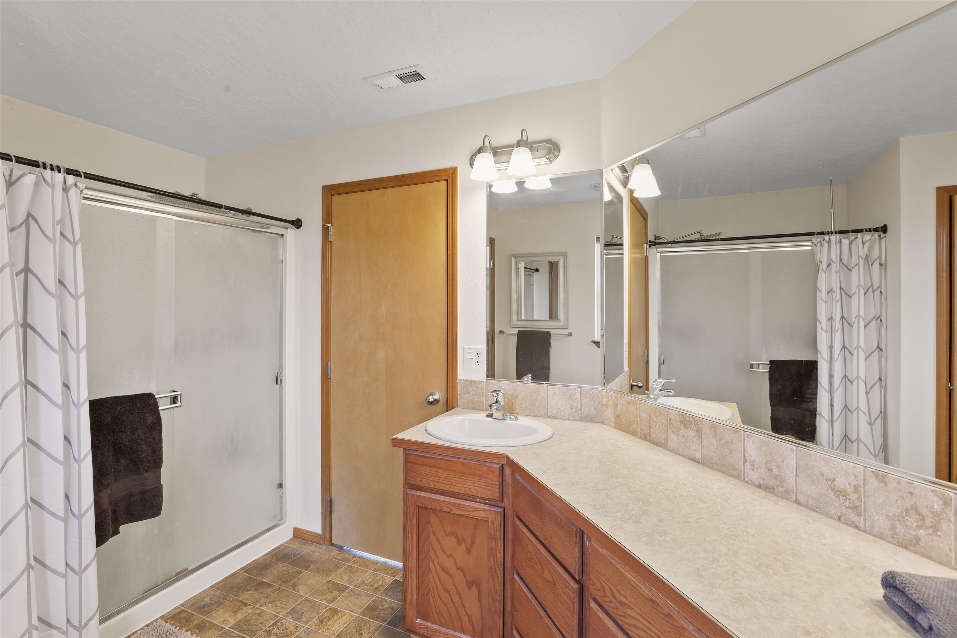 1025 N Olson Hill Ct - Photo 7