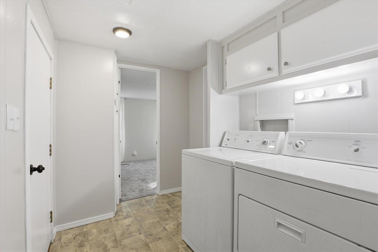 1211 E Lyons Ave - Photo 12