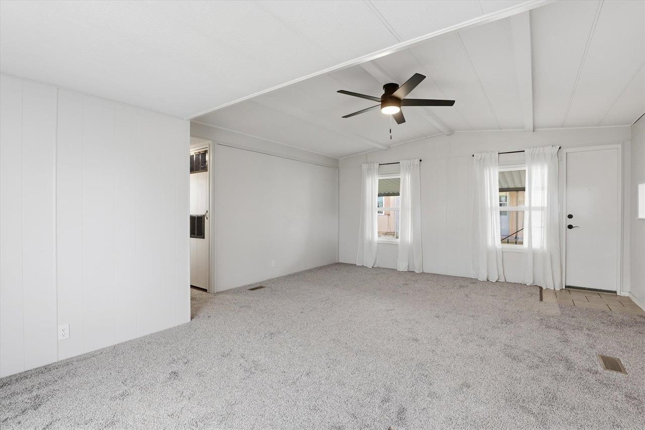 1211 E Lyons Ave - Photo 6