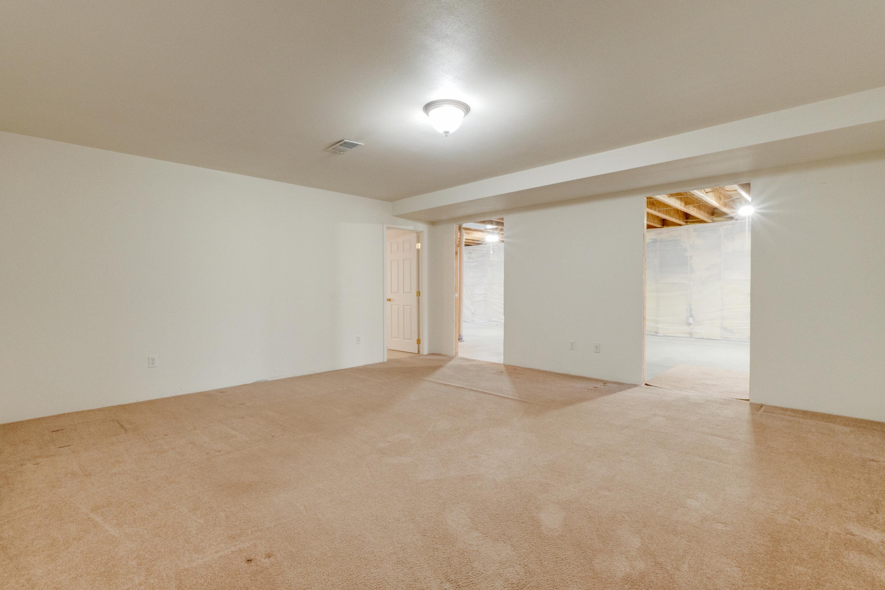 9326 S Spotted Rd - Photo 25
