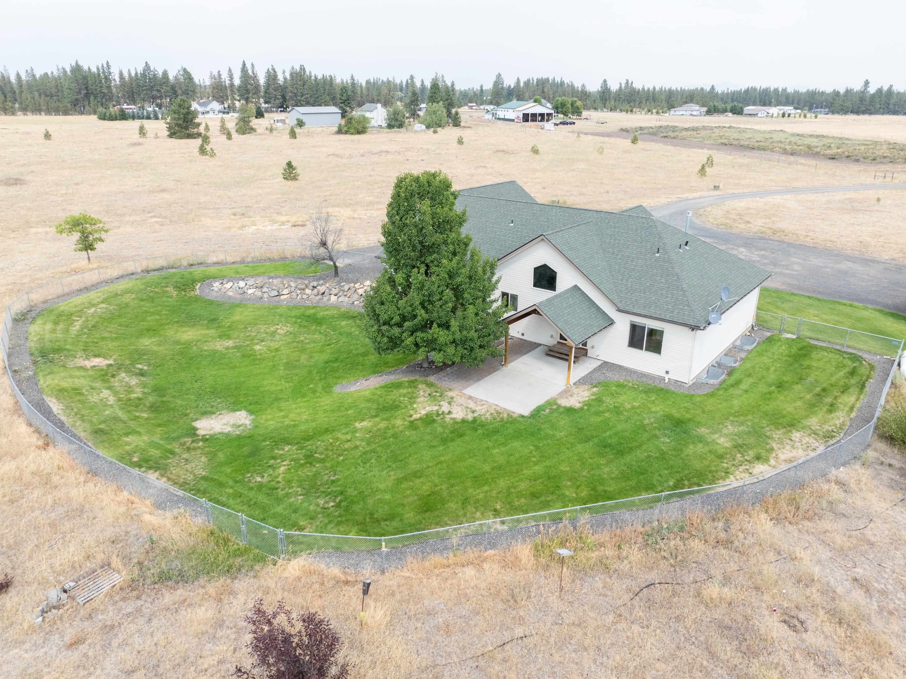 9326 S Spotted Rd - Photo 40