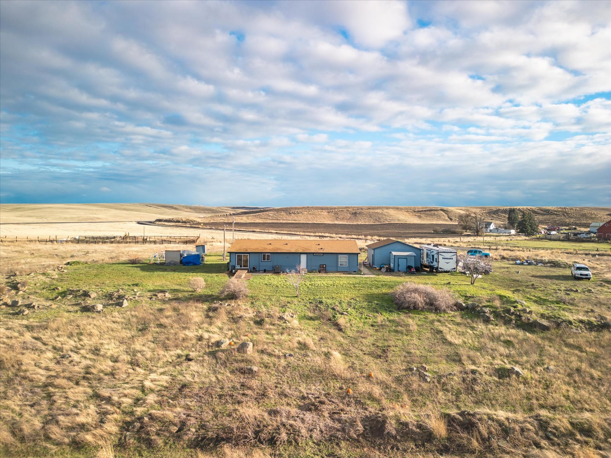 261 Hardy Rd - Photo 32