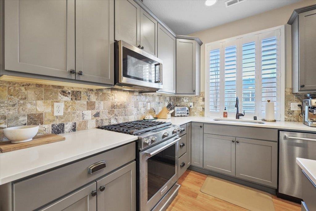 2304 W Summit Pkwy - Photo 19