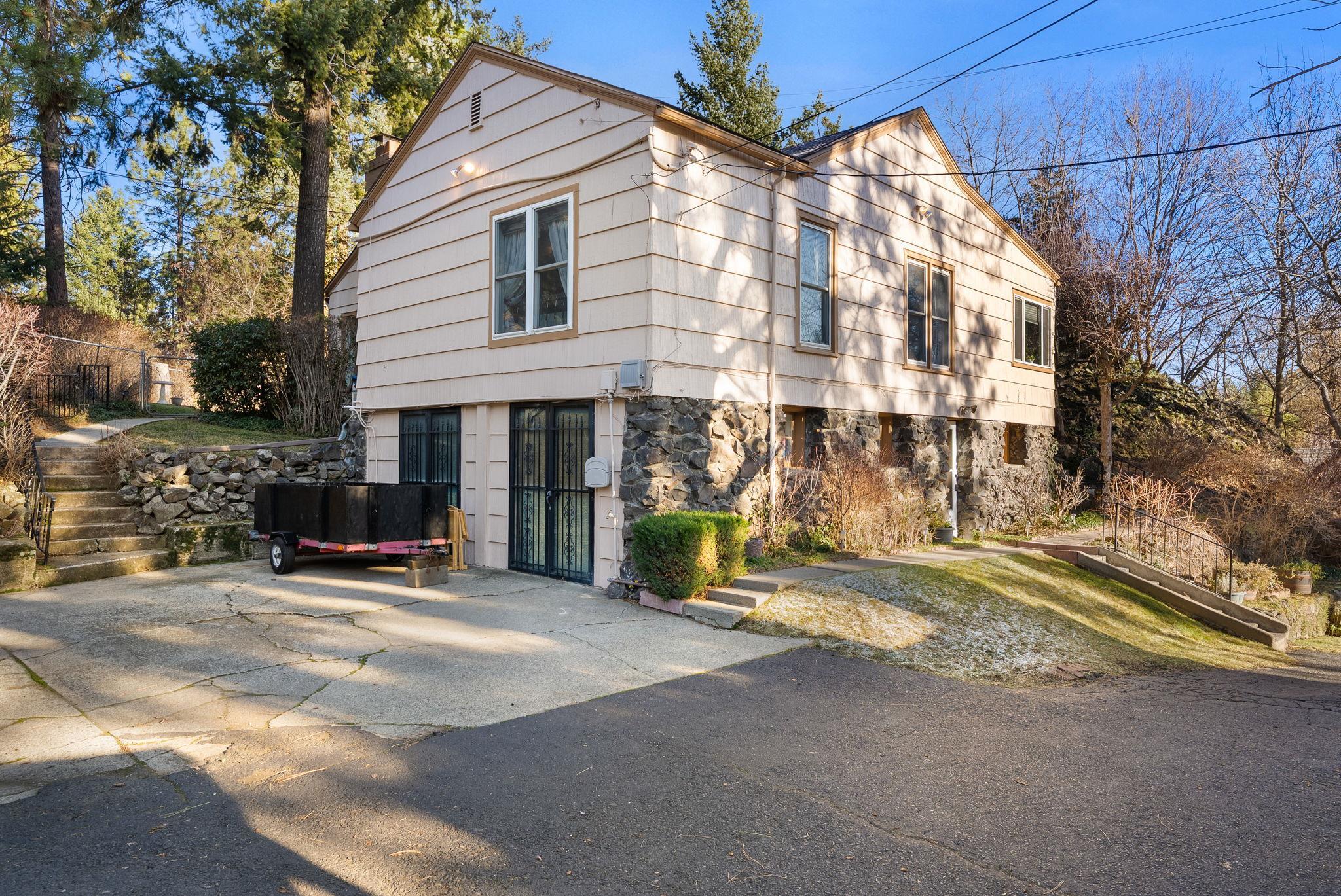 1506 S Decamp Dr - Photo 2