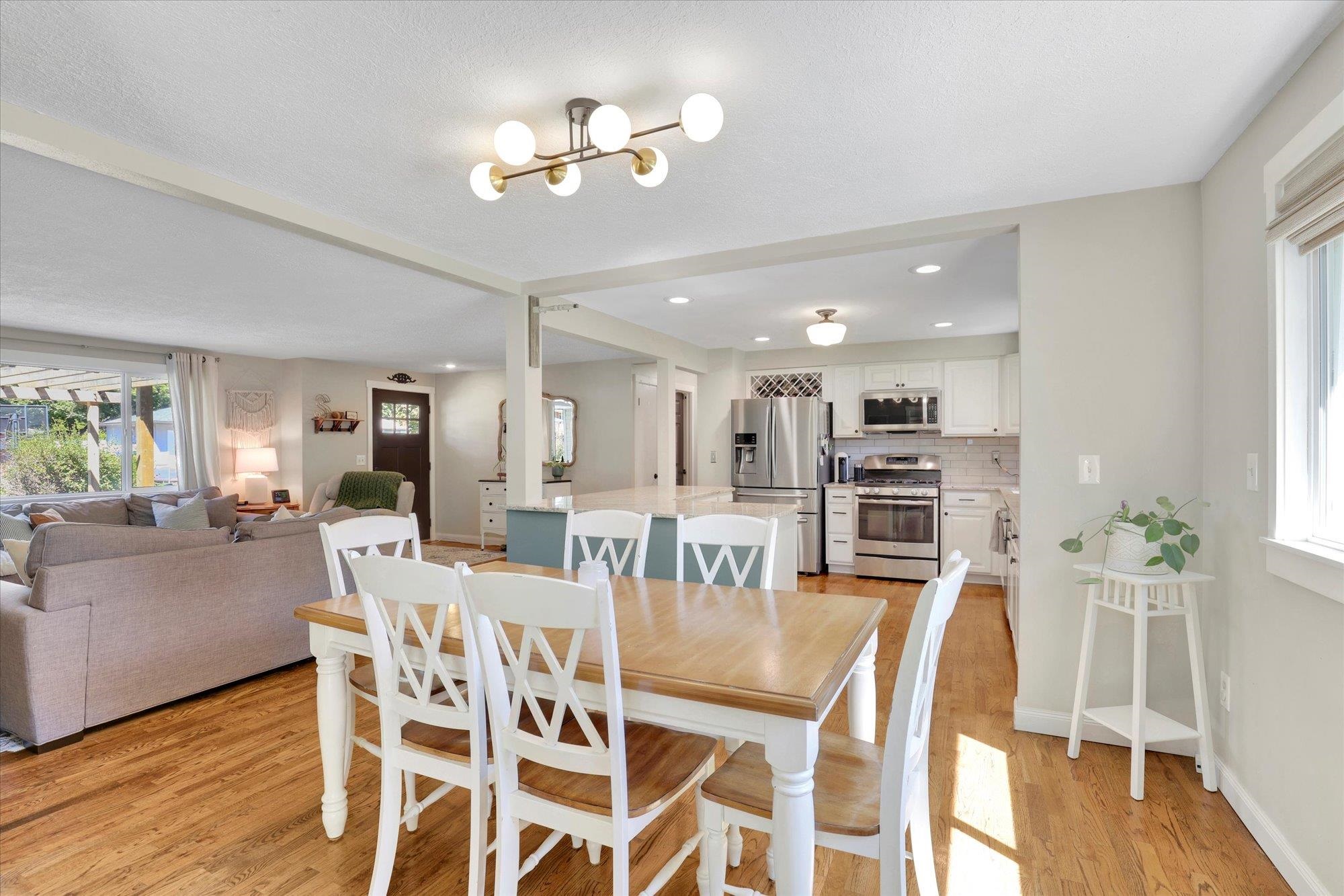 13720 E 27th Ave - Photo 8