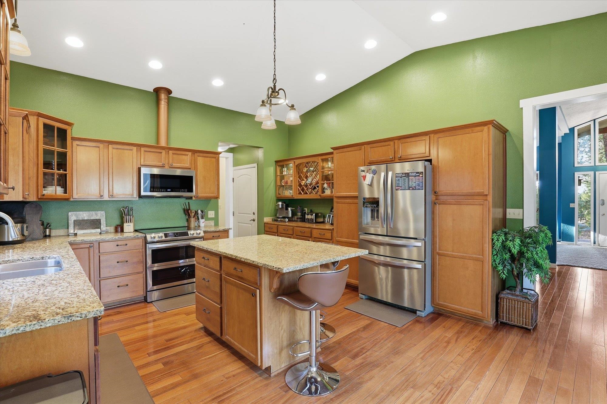23612 N Hatch Rd - Photo 8