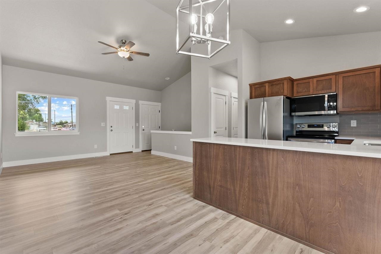 13803 E Rich Ave - Photo 11