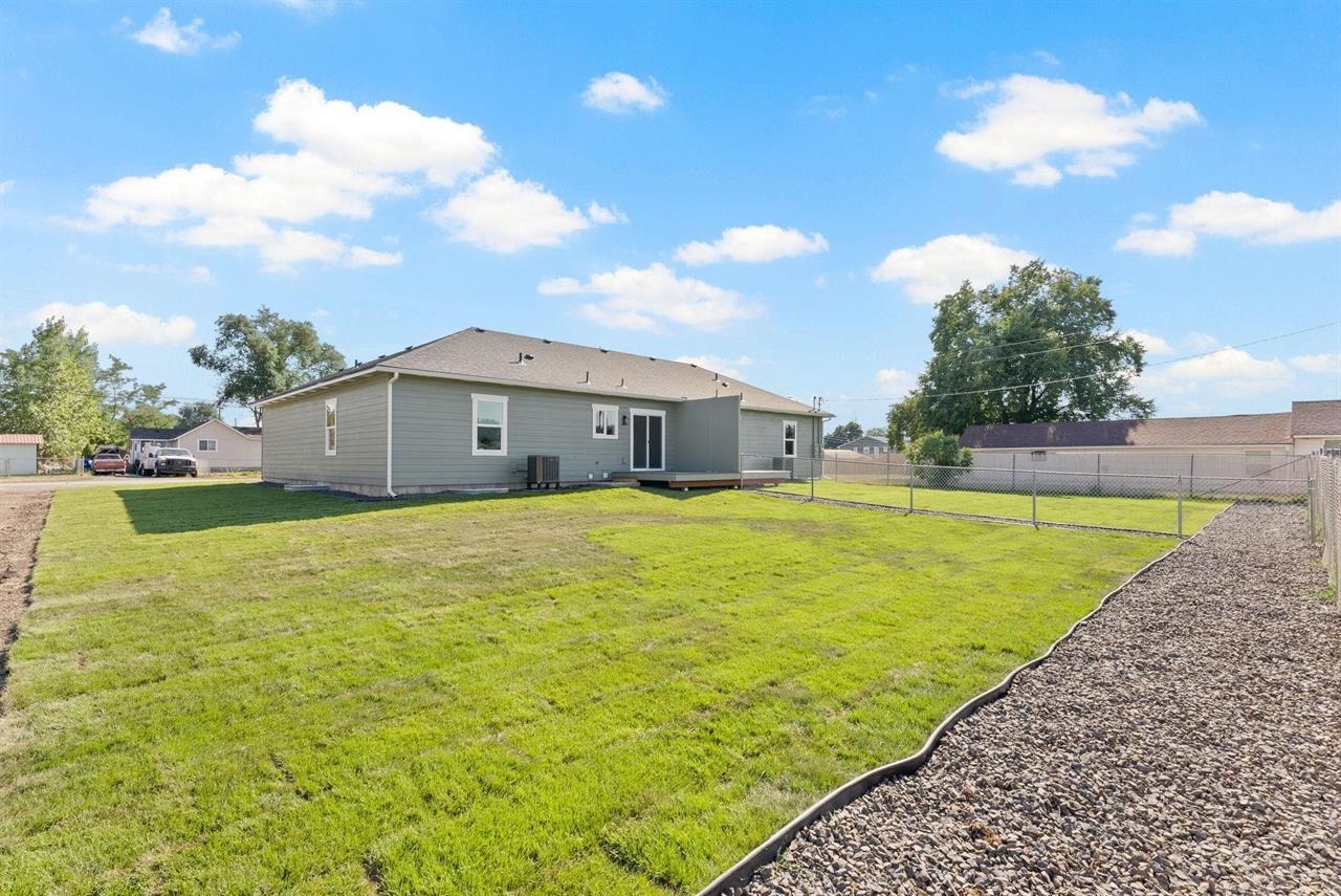13803 E Rich Ave - Photo 29
