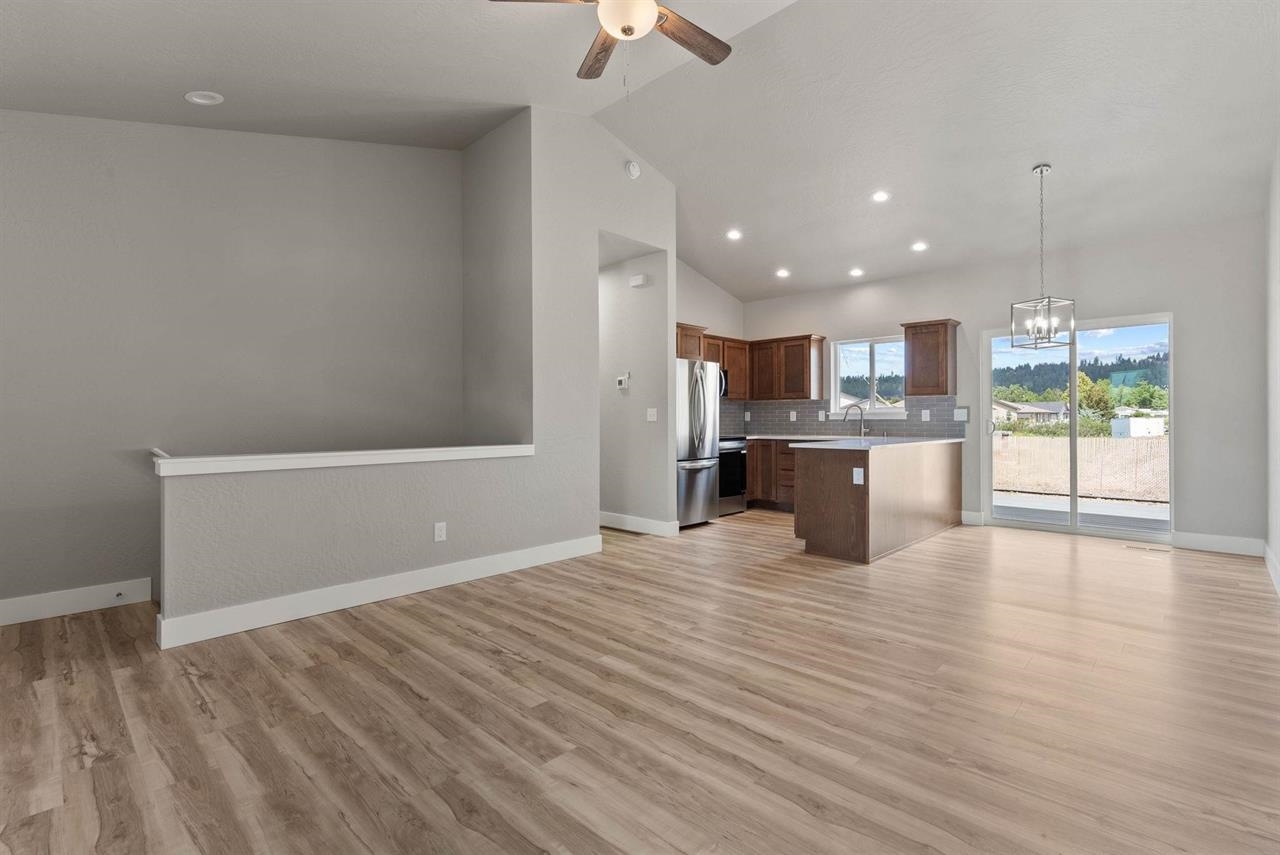 13803 E Rich Ave - Photo 5