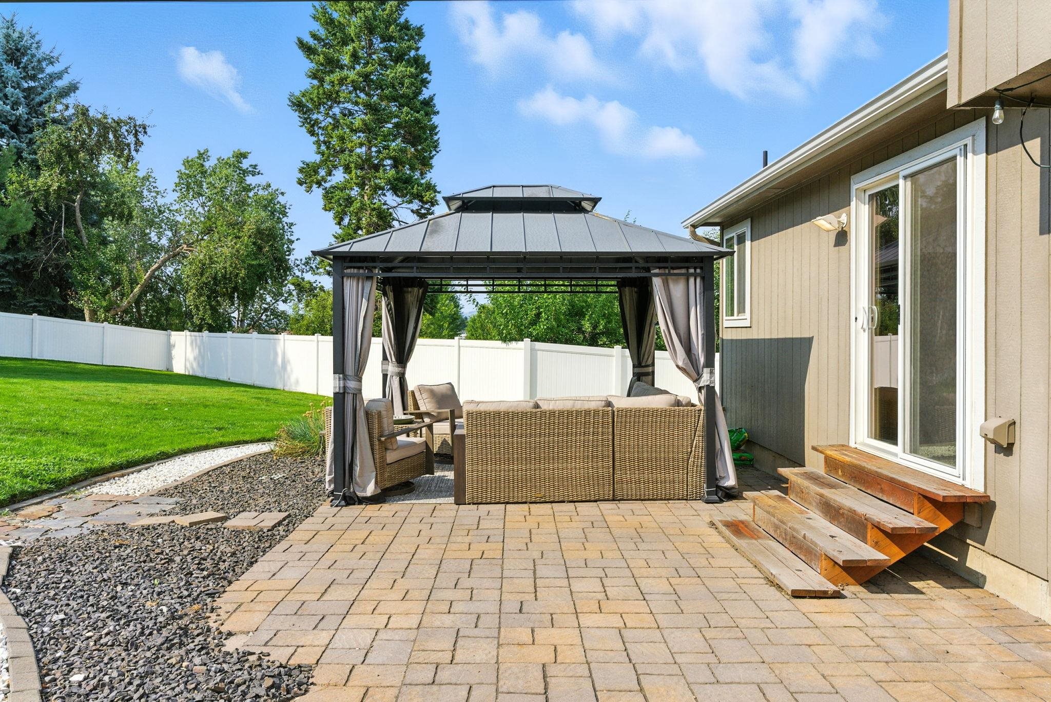 1124 Moen Rd - Photo 31