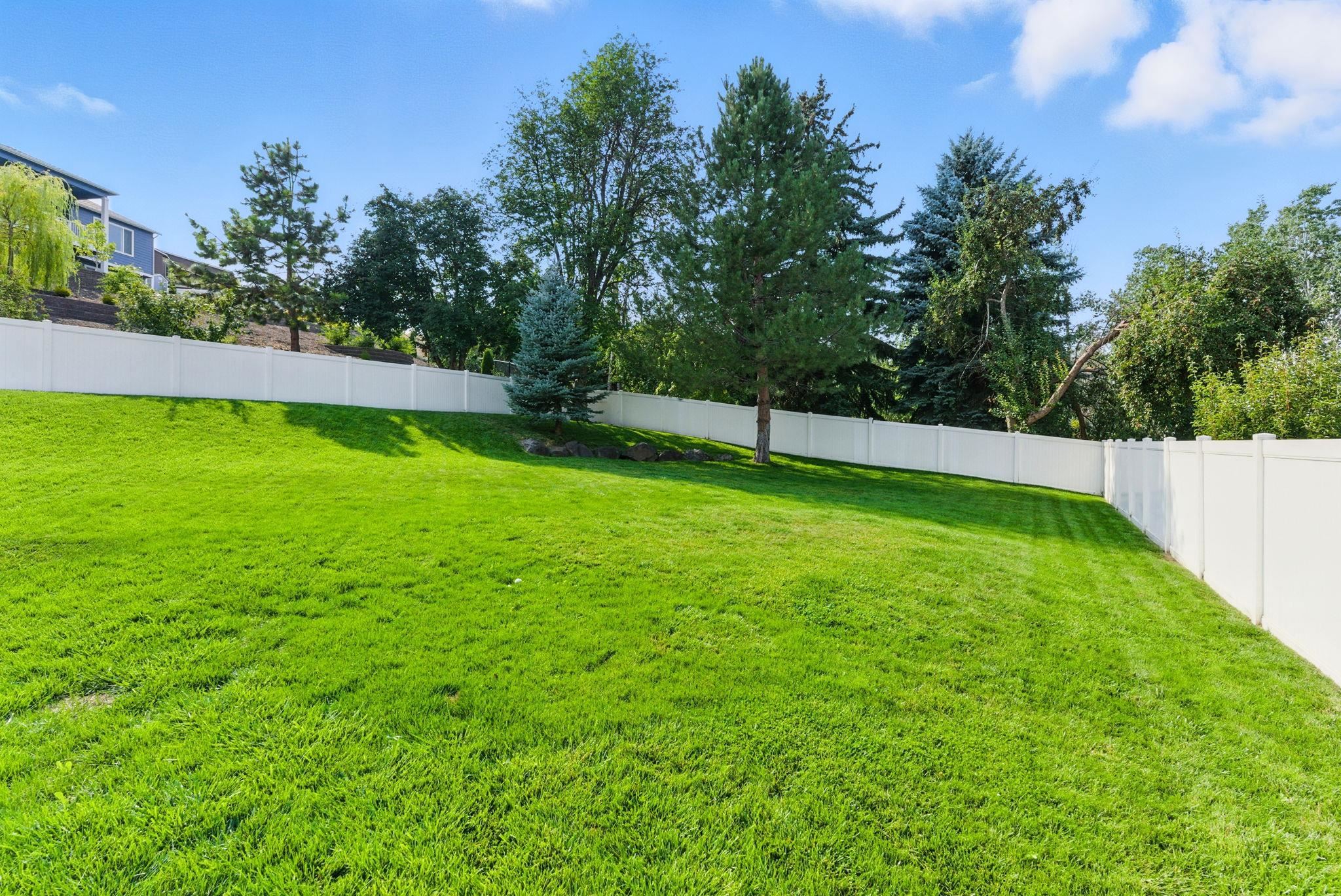 1124 Moen Rd - Photo 38