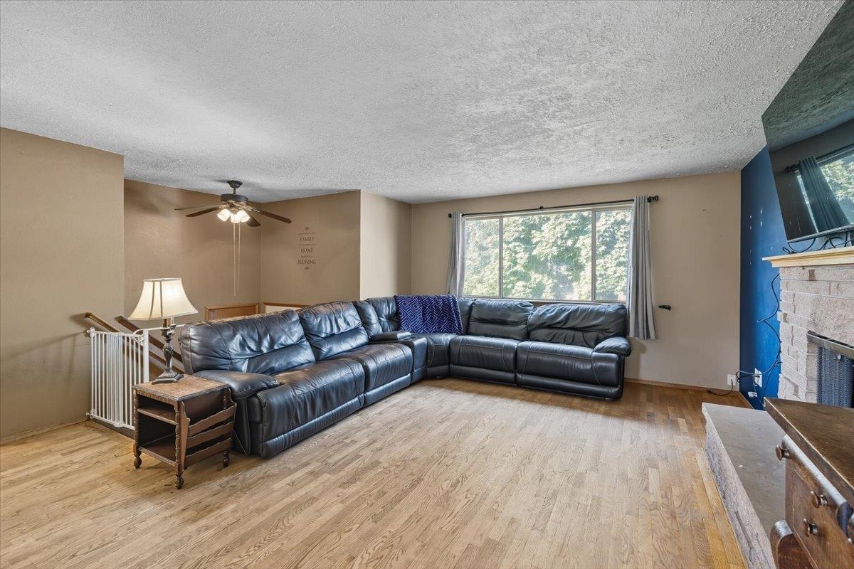 614 N Grant St - Photo 4