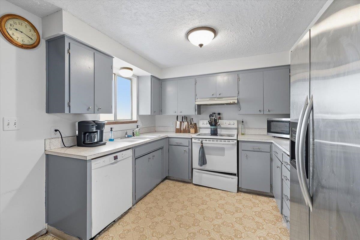 614 N Grant St - Photo 8