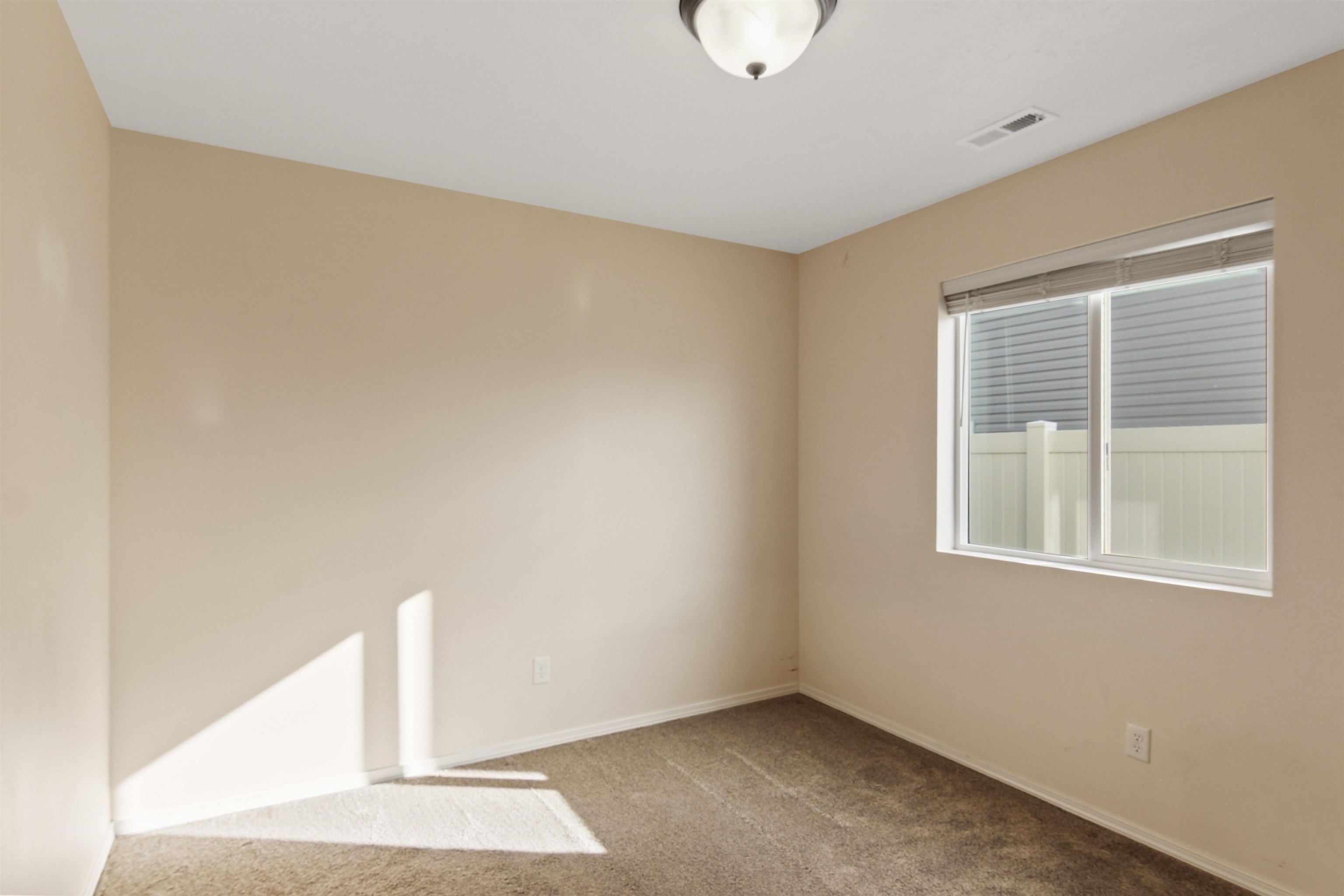 902 S Bogen Ct - Photo 10