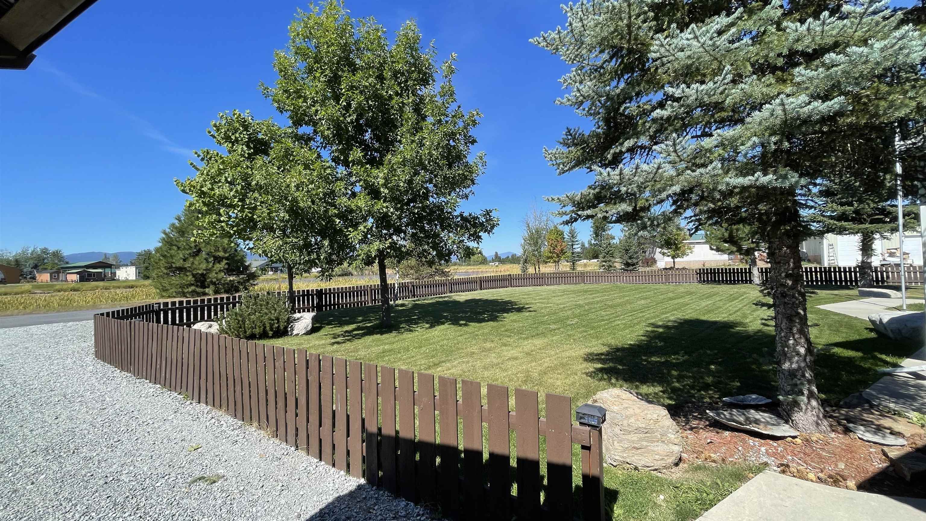 21 Guinevere Dr - Photo 18