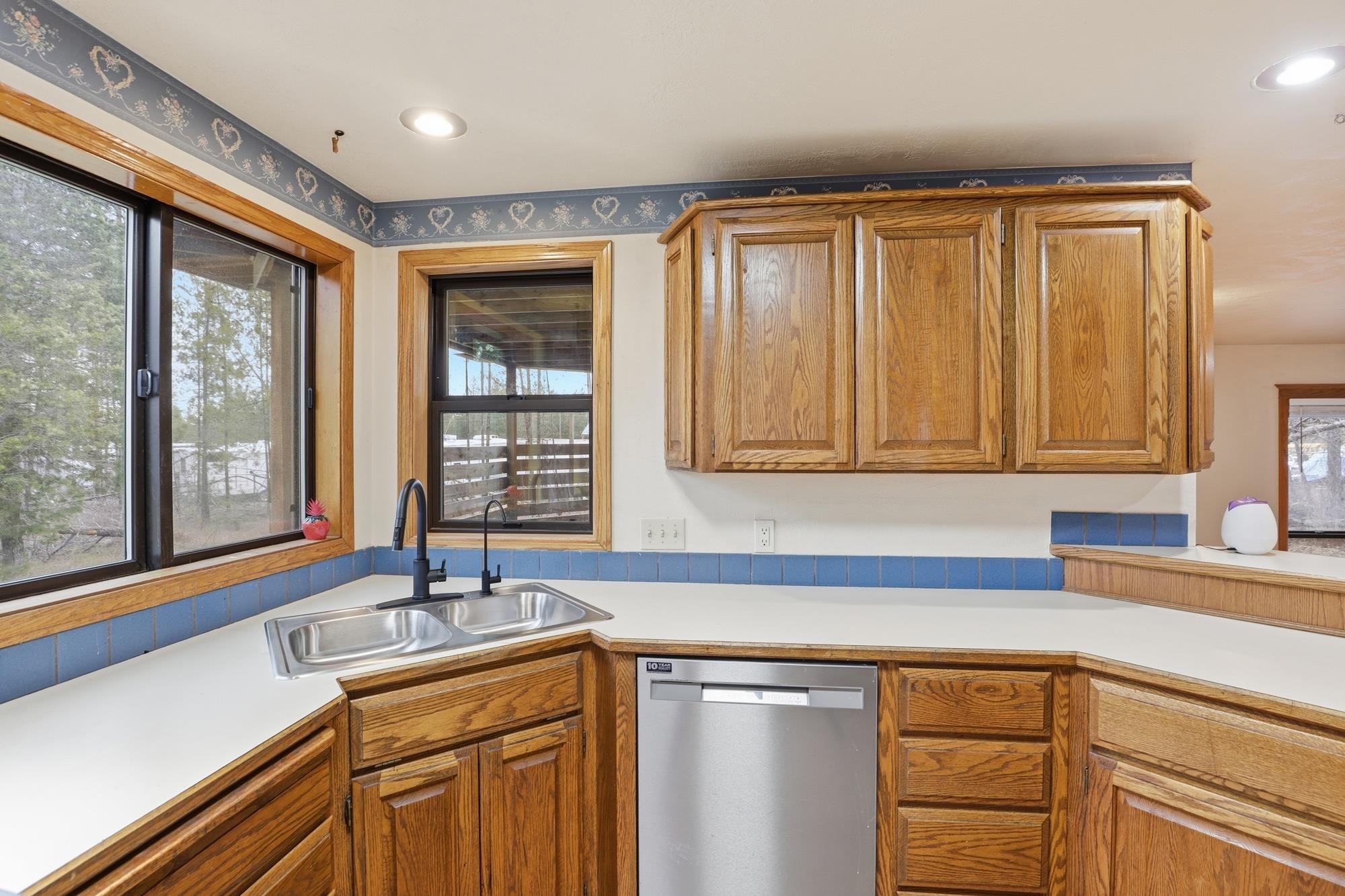 4221 E Bailey Rd - Photo 17